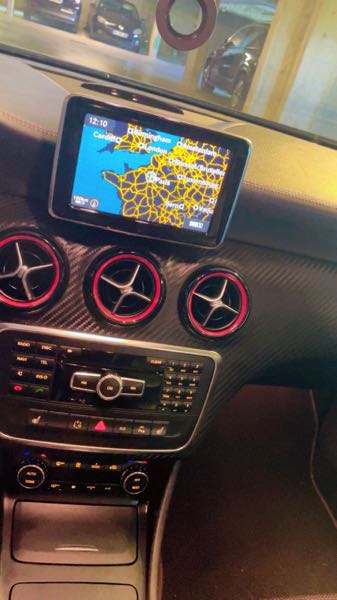 Mercedes-Benz Classe A III (2) 250 SPORT 4MATIC 7G-DCT