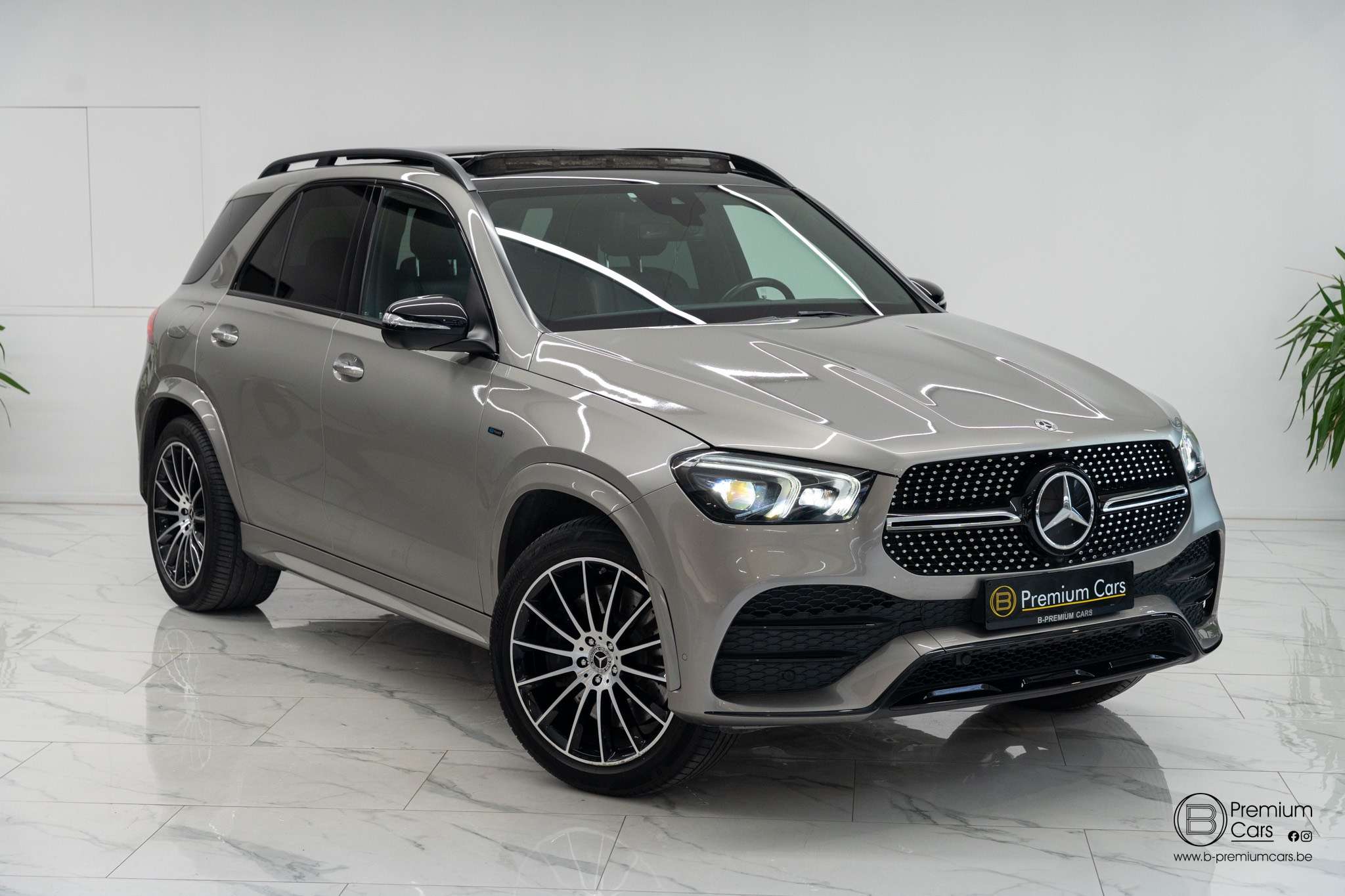 Mercedes-Benz GLE 350 de AMG line! Full Options! Sfeer! 360°! Pano!