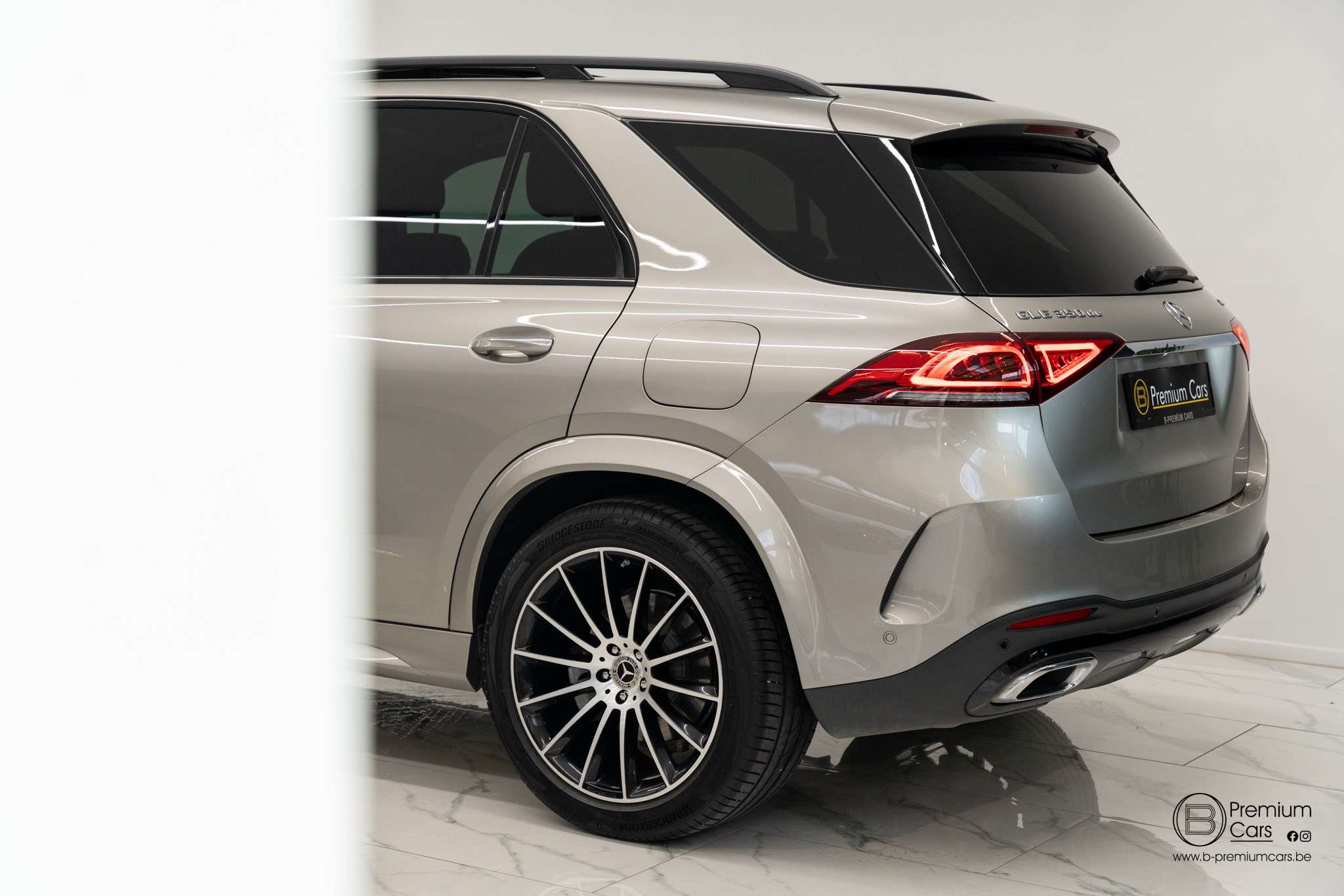Mercedes-Benz GLE 350 de AMG line! Full Options! Sfeer! 360°! Pano!