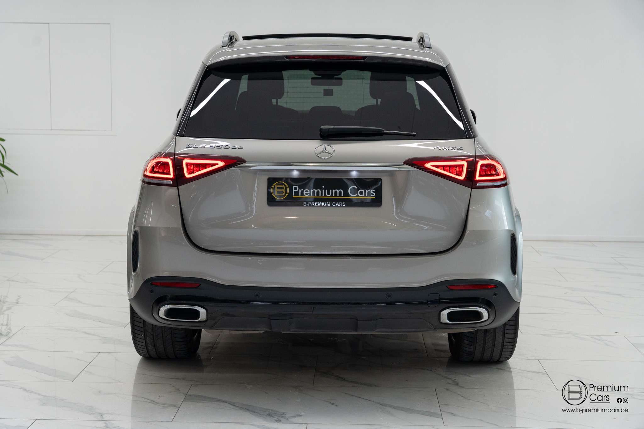 Mercedes-Benz GLE 350 de AMG line! Full Options! Sfeer! 360°! Pano!