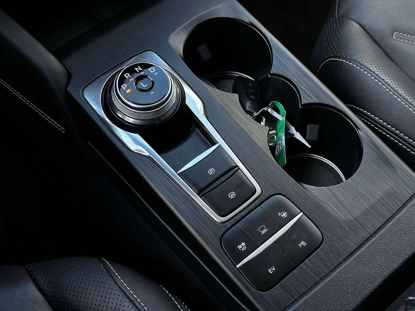 Ford Kuga PHEV 2.5 EcoBoost FWD Vignale FULL LED LASER/CUIR/CAMERA/ACC CRUISE/CARPLAY