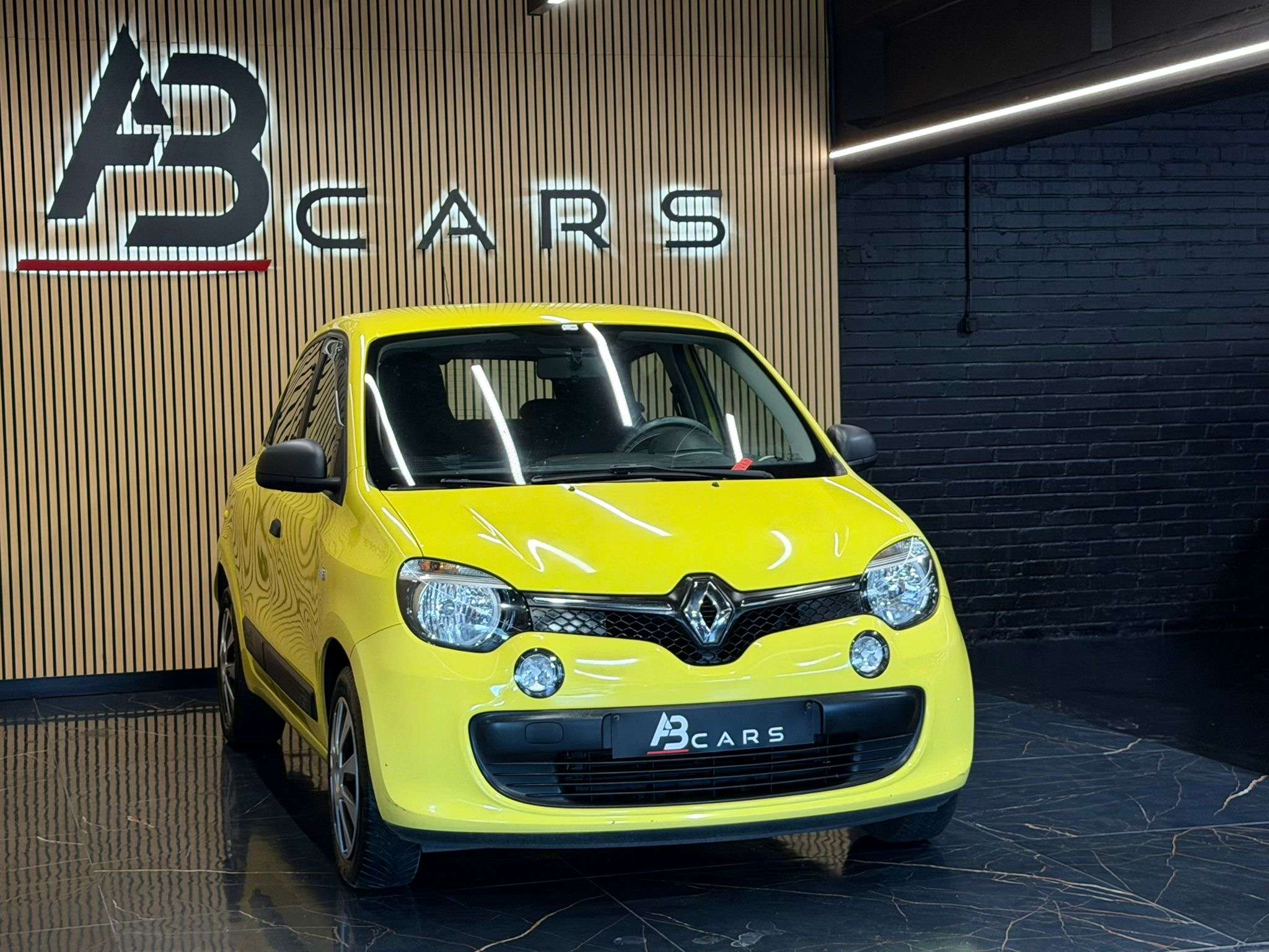 Renault Twingo 1.0i SCe * GARANTIE 12 MOIS *