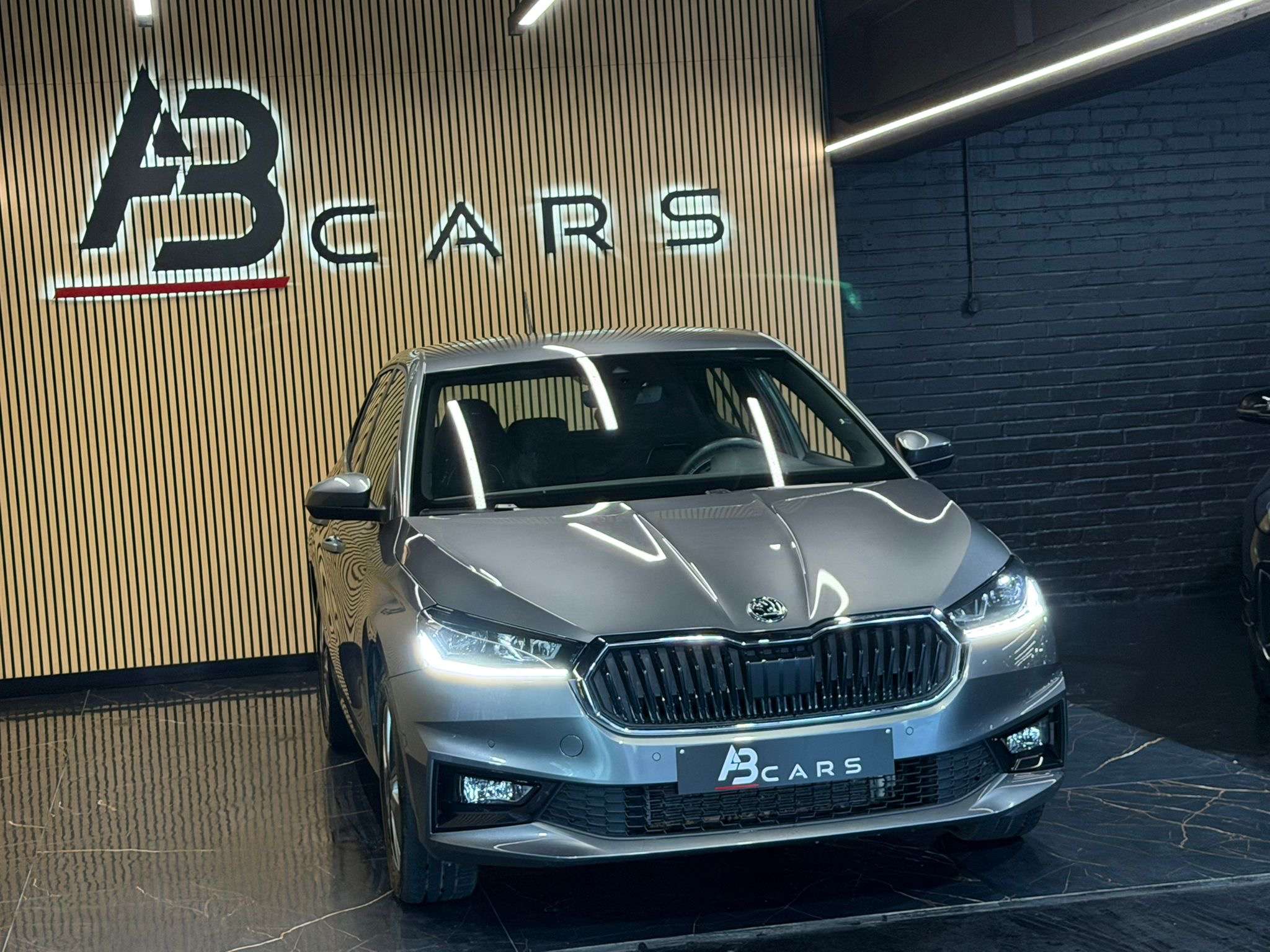 Skoda Fabia 1.0 TSI SPORT * GARANTIE 12 MOIS * 1ER PROPRIO *