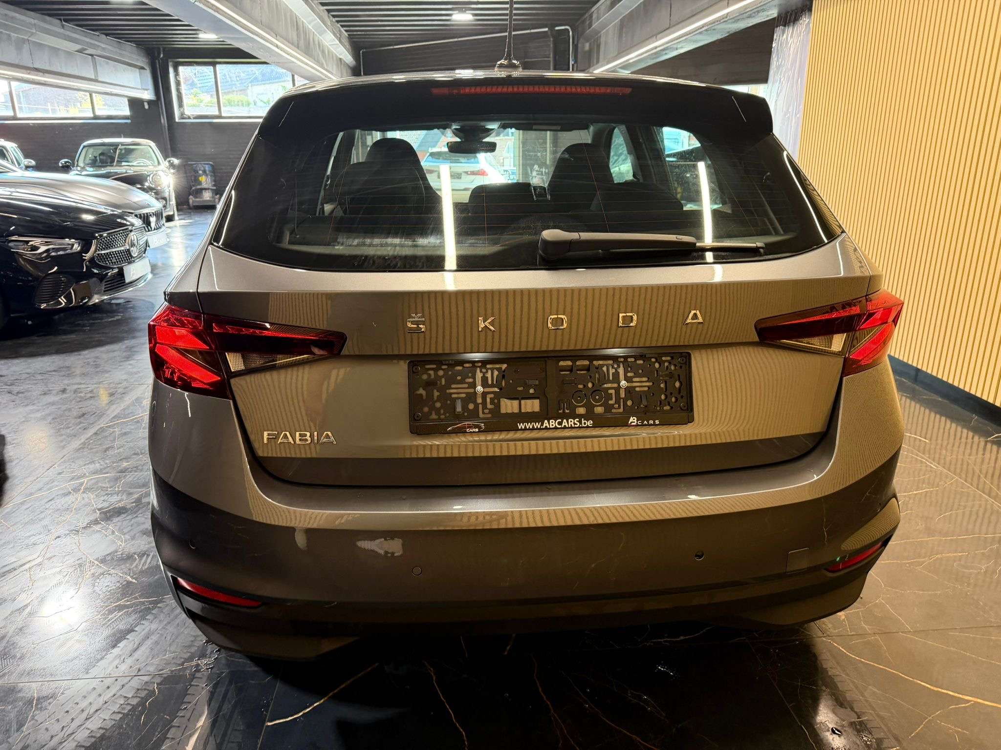 Skoda Fabia 1.0 TSI SPORT * GARANTIE 12 MOIS * 1ER PROPRIO *