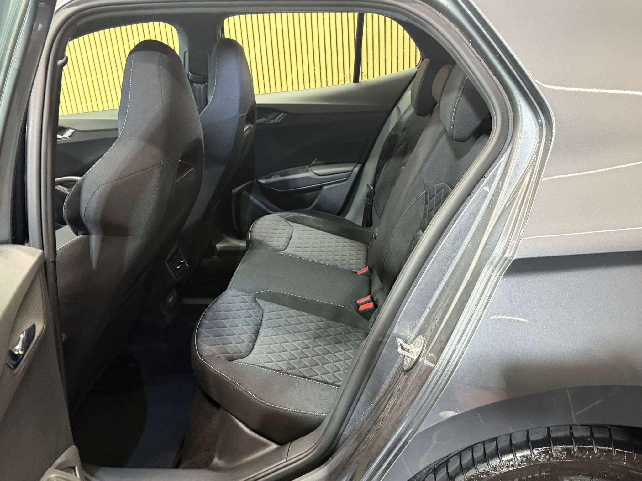 Skoda Fabia 1.0 TSI SPORT * GARANTIE 12 MOIS * 1ER PROPRIO *