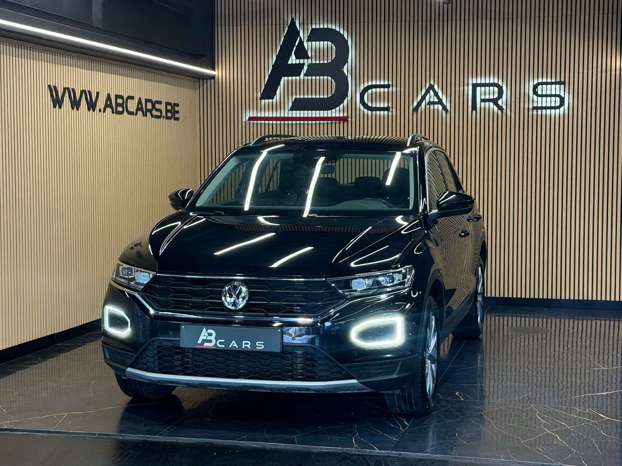 Volkswagen T-Roc 1.5 TSI ACT * SPO R T * GAR 12 MOIS * 1ER PROP