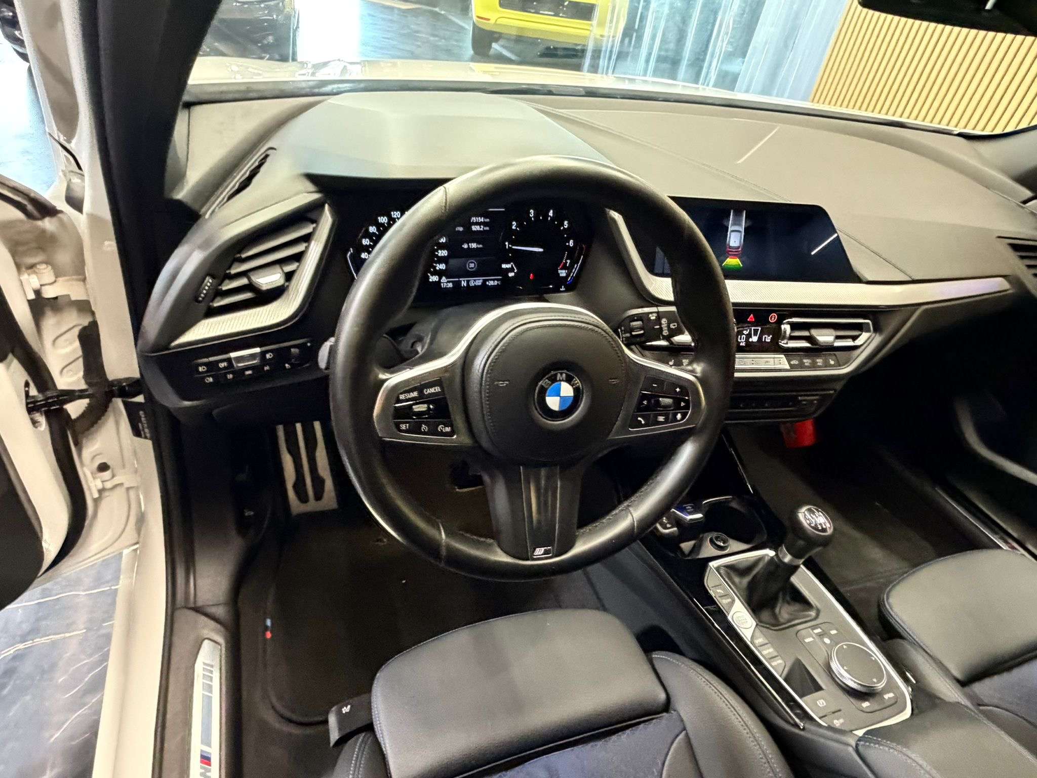 BMW 118 118i * PACK M PERFORMANCE * GAR 12 MOIS * 1ER PROPRIO *