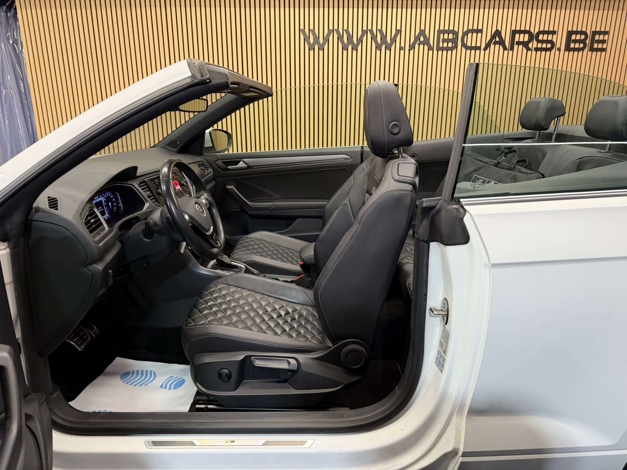 Volkswagen T-Roc Cabriolet 1.5 TSI R-Line * COCKPIT * DSG * GAR 12 MOIS *
