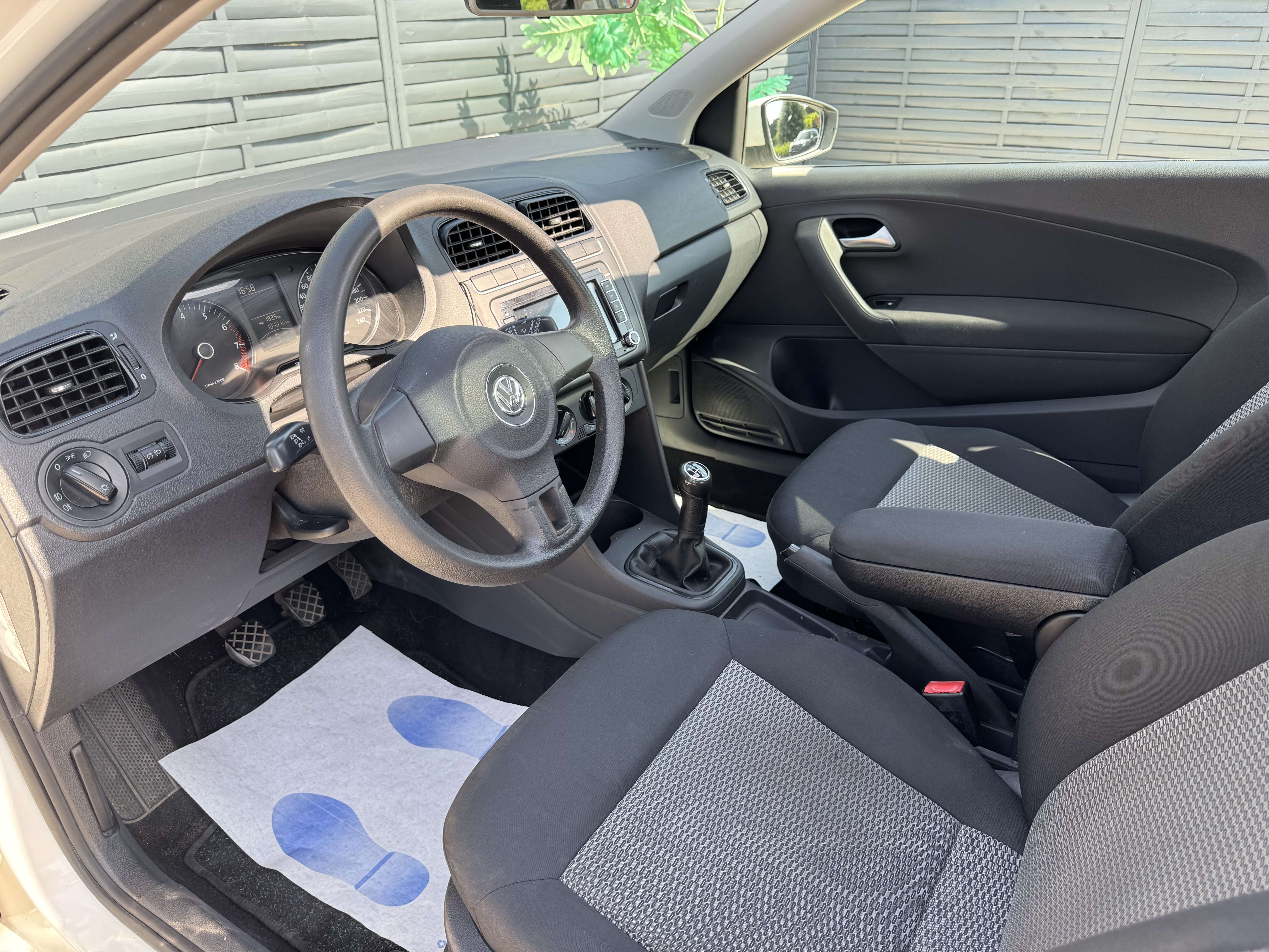 Volkswagen Polo 1.2i */*TOIT OUVRANT+CAR PLAY+CLIM */*