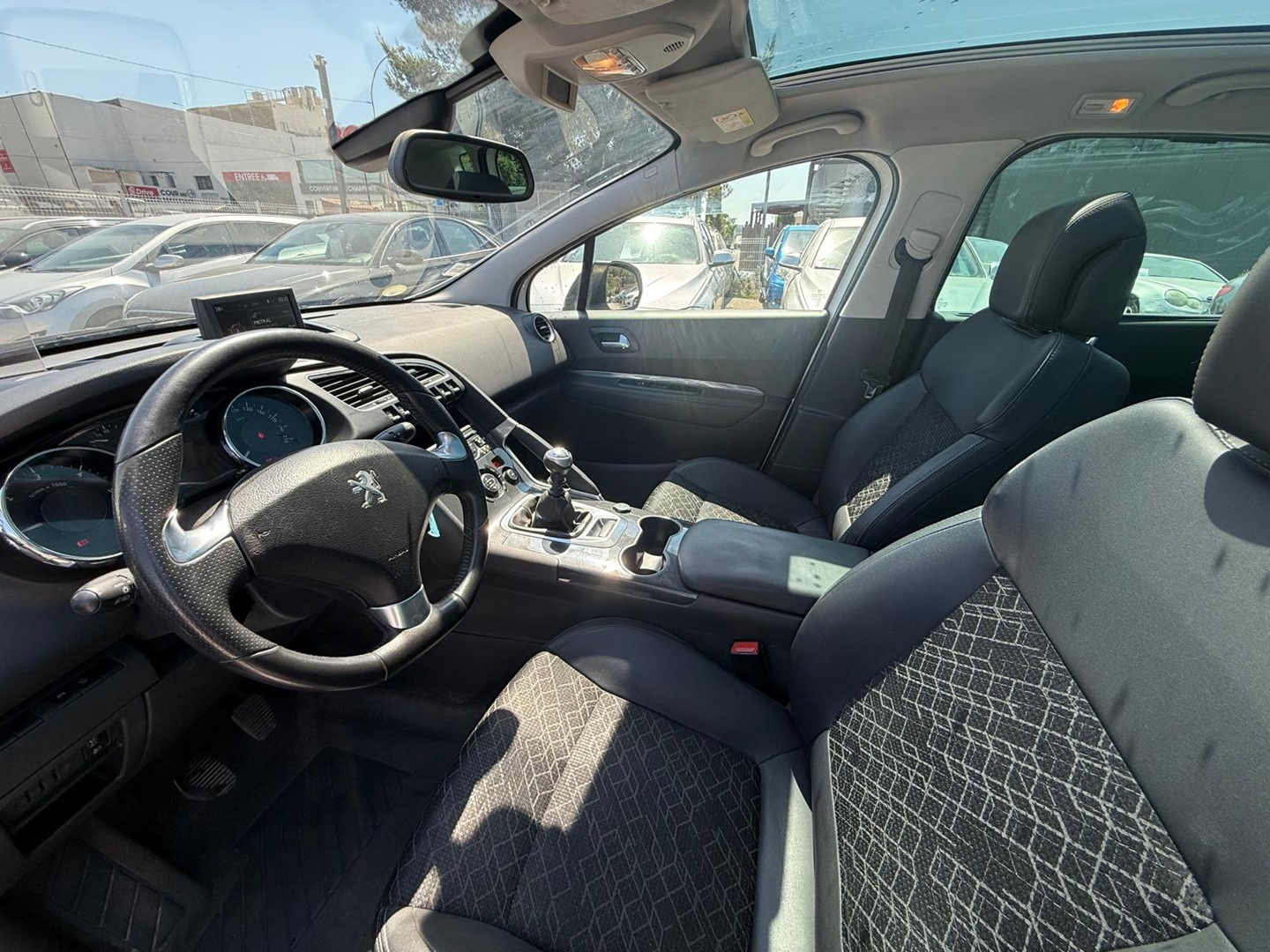 Peugeot 3008 1.6 BLUEHDI 120CH ALLURE S&S