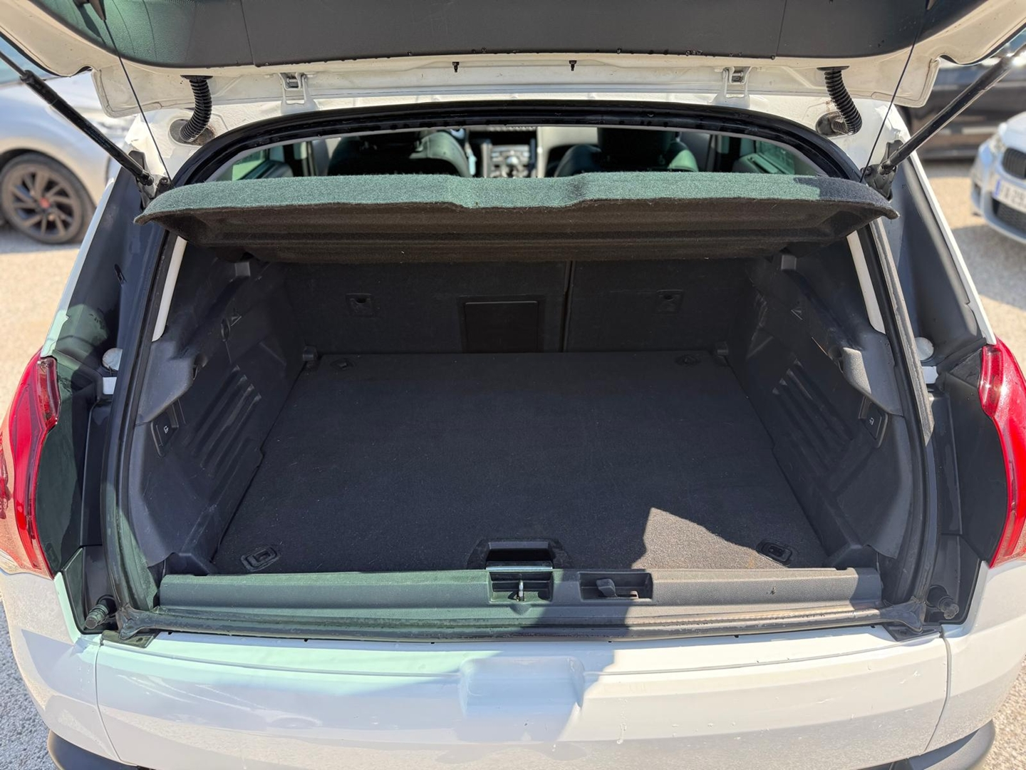 Peugeot 3008 1.6 BLUEHDI 120CH ALLURE S&S