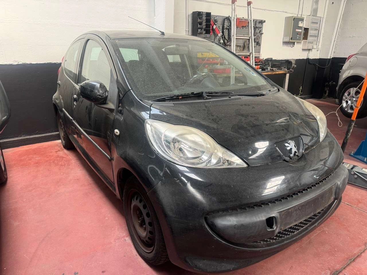 Peugeot 107 107 1.0i 12v Trendy 2Tronic AIRCO !!