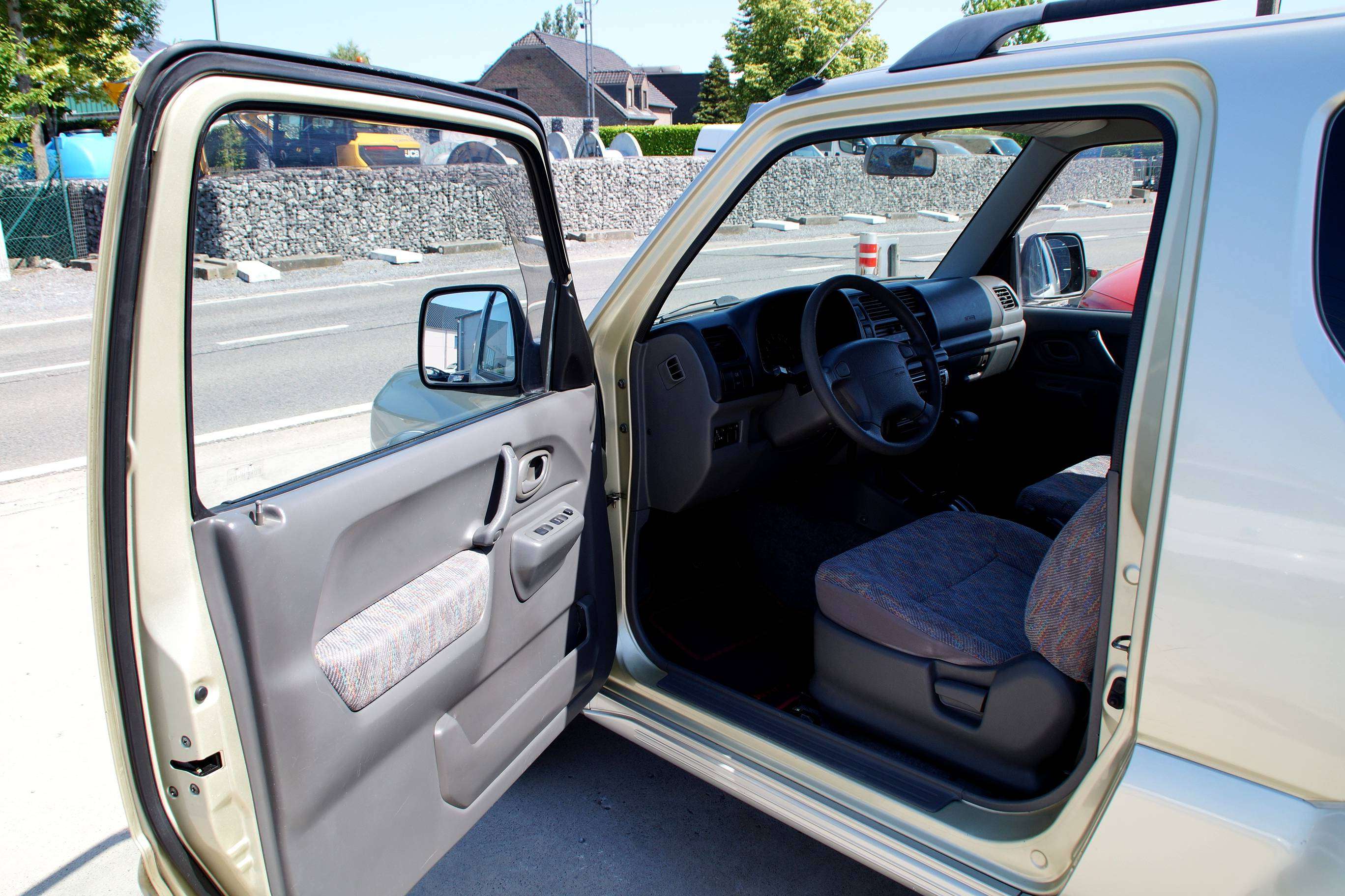 Suzuki Jimny 1.3i 16v 4x4 _ Automatique _Garantie✅