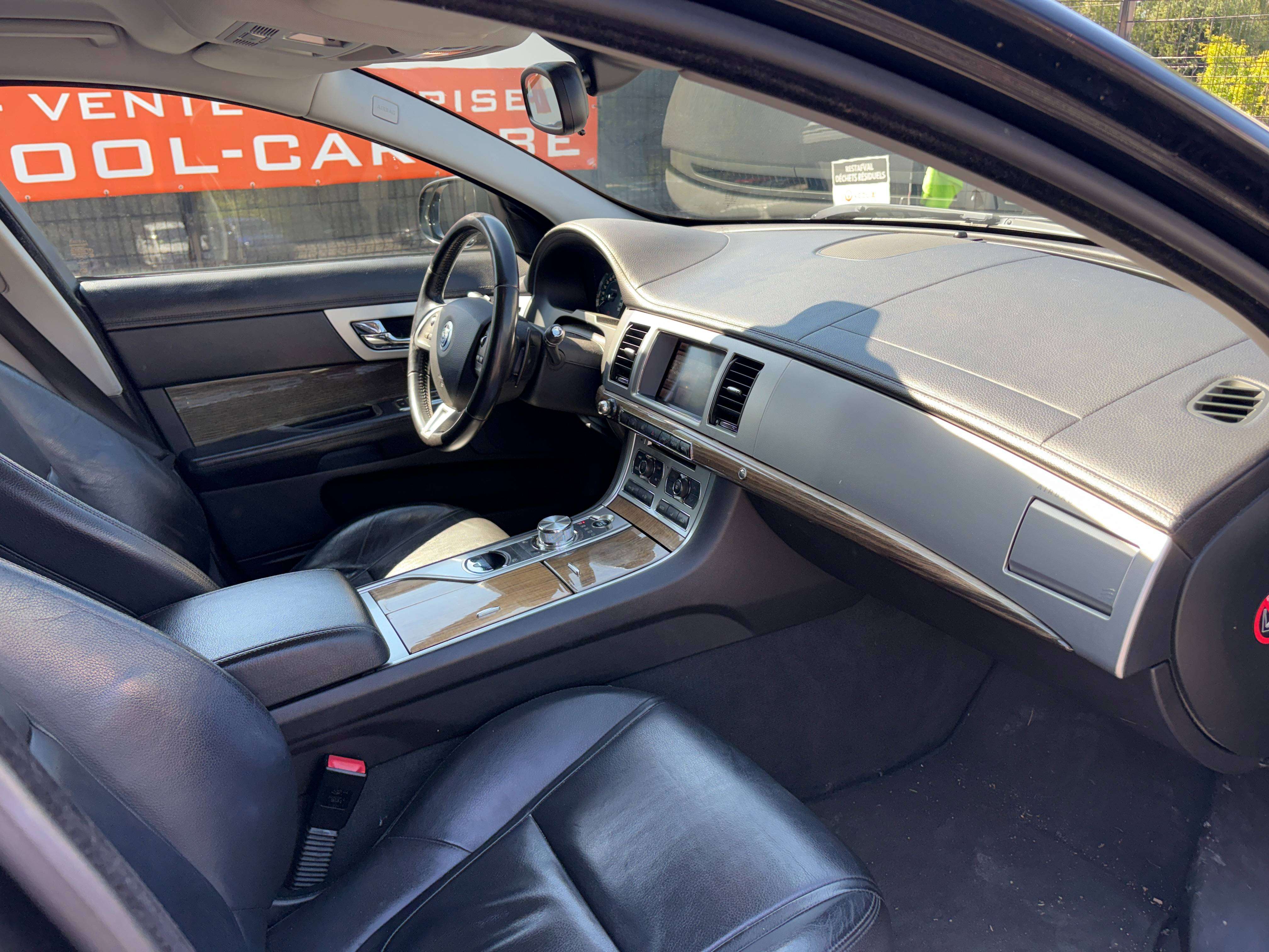 Jaguar XF SW 2.2 D Business Edition