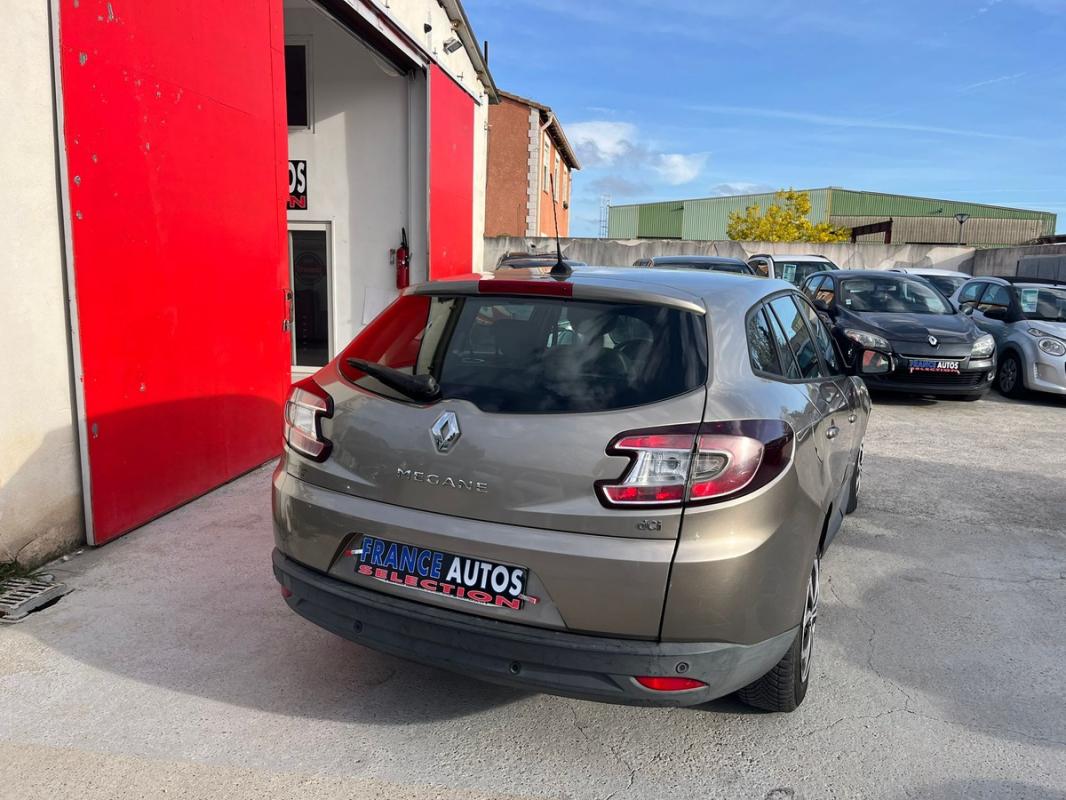Renault Megane Break 1.5L DCI 86 CH GPS, RÉGULATEUR ET LIMITEUR DE VITESSE.. - RÉVISÉE & GARANTIE