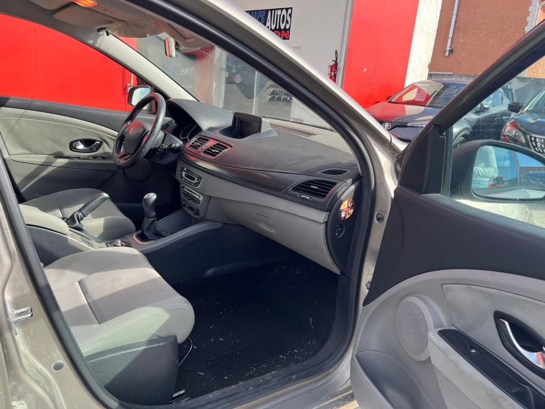 Renault Megane Break 1.5L DCI 86 CH GPS, RÉGULATEUR ET LIMITEUR DE VITESSE.. - RÉVISÉE & GARANTIE