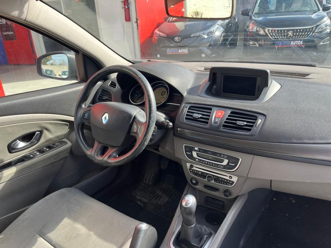 Renault Megane Break 1.5L DCI 86 CH GPS, RÉGULATEUR ET LIMITEUR DE VITESSE.. - RÉVISÉE & GARANTIE