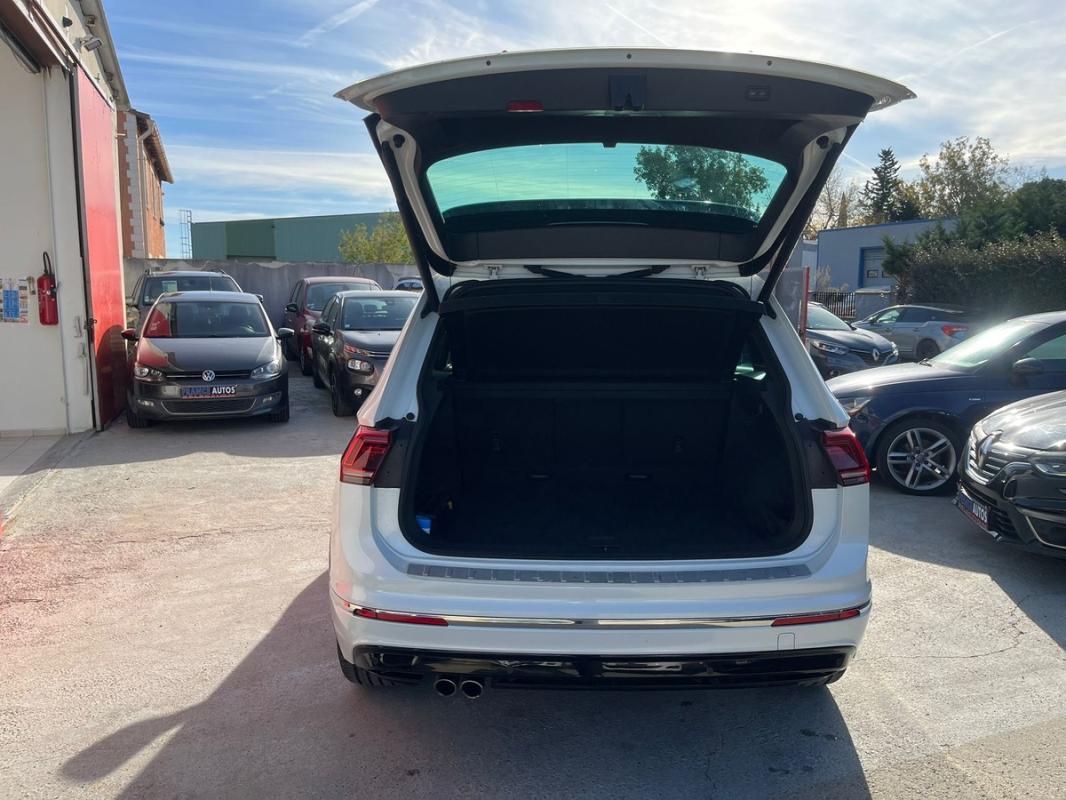 Volkswagen Tiguan 2.0L TDI 150 CH R-LINE - BOÎTE AUTOMATIQUE- ENTIÈREMENT RÉVISÉE ET GARANTIE