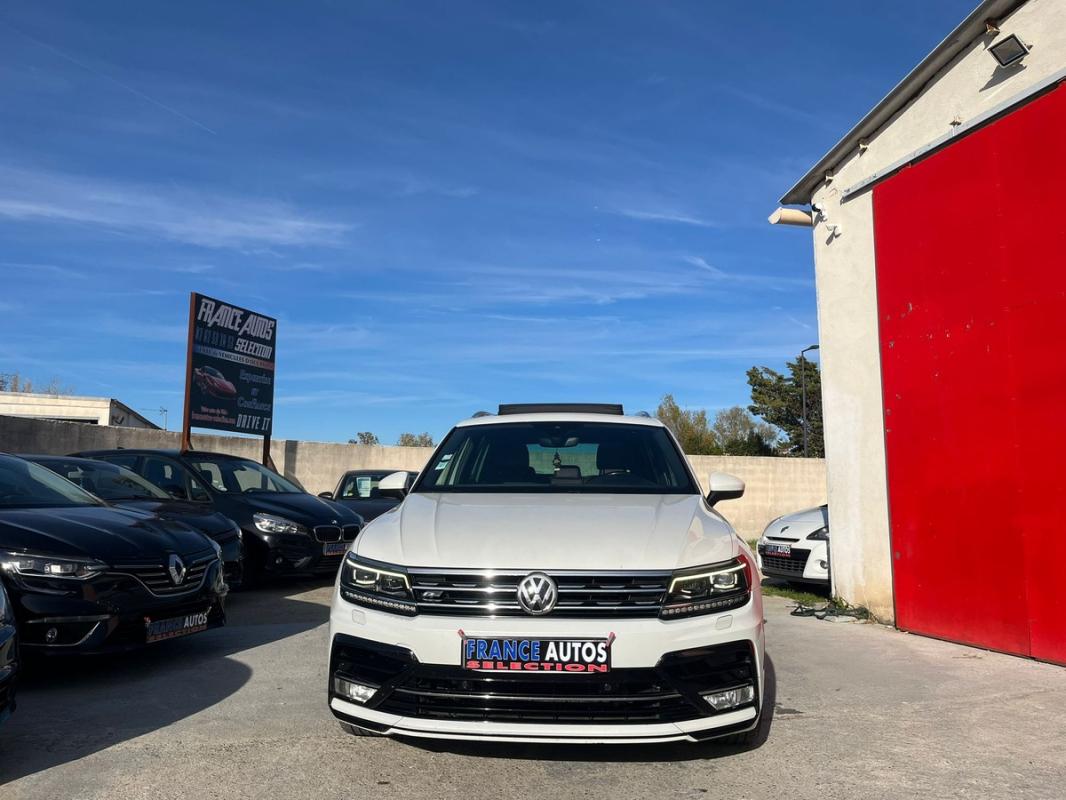 Volkswagen Tiguan 2.0L TDI 150 CH R-LINE - BOÎTE AUTOMATIQUE- ENTIÈREMENT RÉVISÉE ET GARANTIE