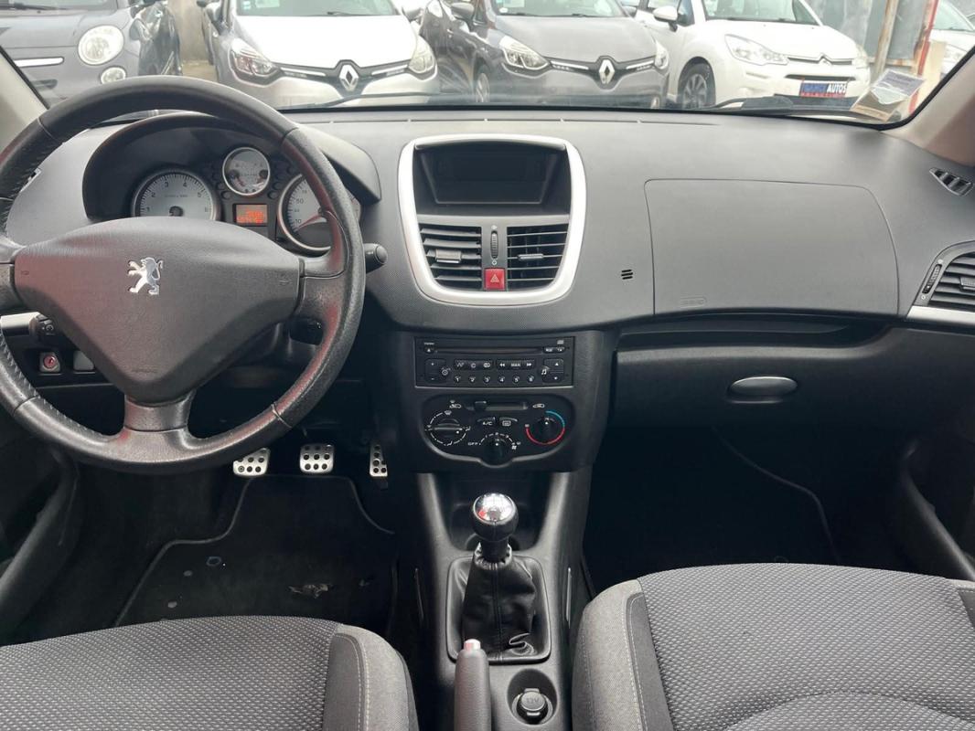 Peugeot 206+ 1.4 73 CH ESSENCE - ENTIÈREMENT RÉVISÉE ET GARANTIE 12 MOIS