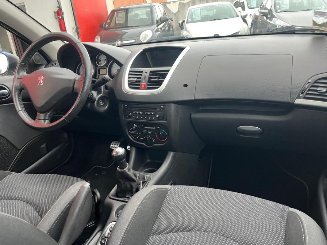 Peugeot 206+ 1.4 73 CH ESSENCE - ENTIÈREMENT RÉVISÉE ET GARANTIE 12 MOIS