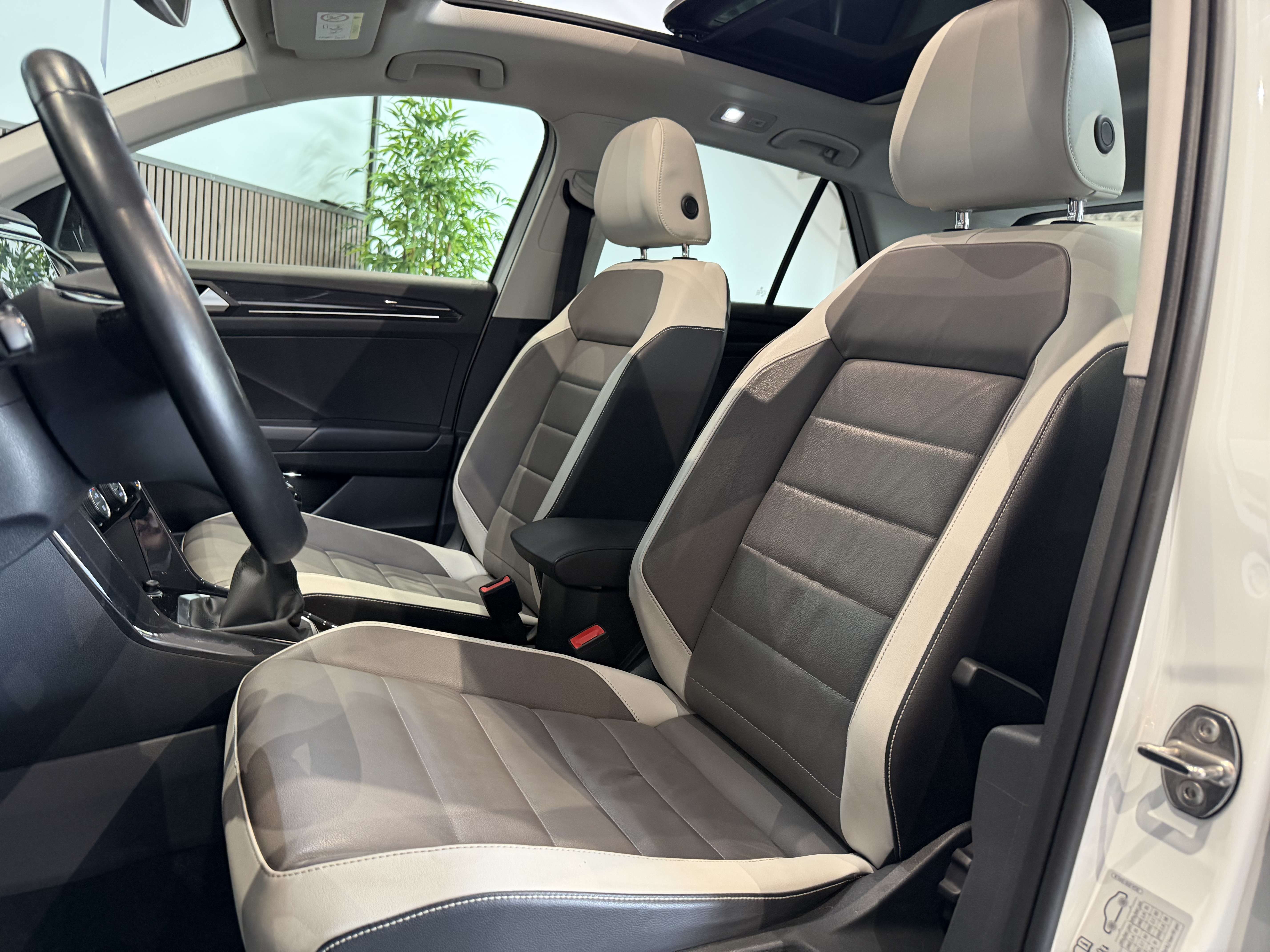 Volkswagen T-Roc 1.5 TSI - GARANTIE 12MOIS - TOIT OUVRANT -