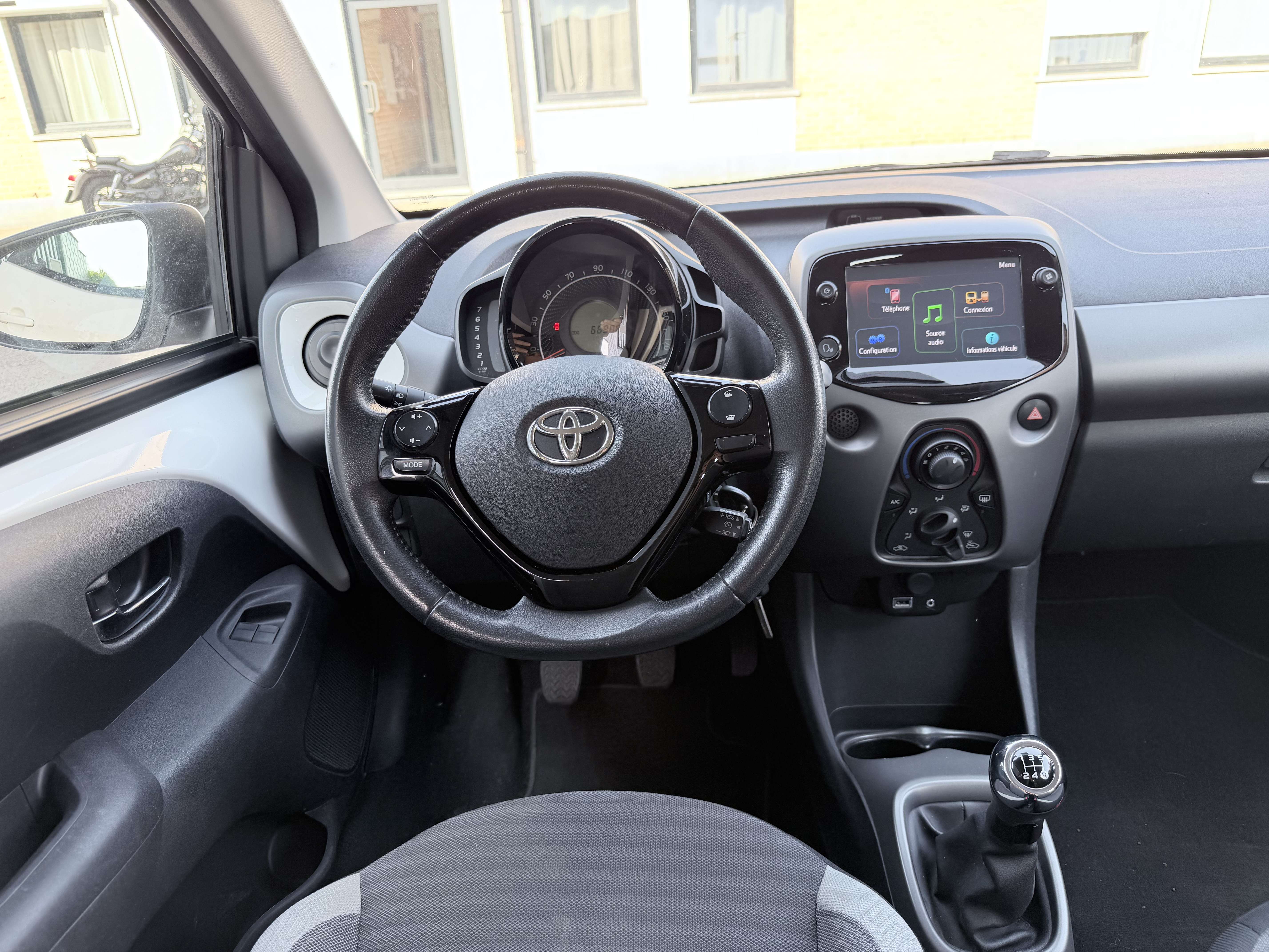 Toyota Aygo 1.0 I EDITION | Carplay | Cruise | Achteruitrijcam