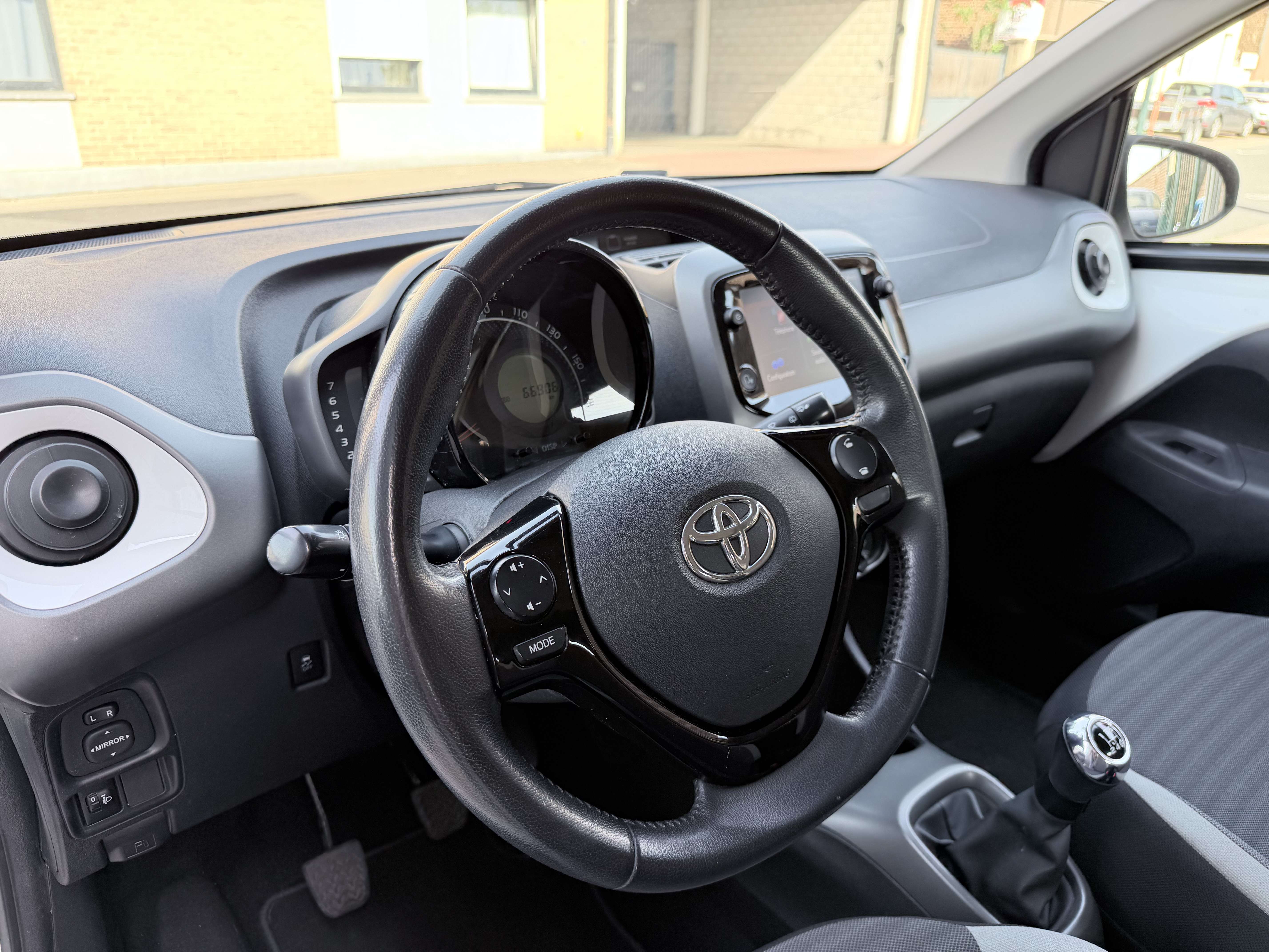 Toyota Aygo 1.0 I EDITION | Carplay | Cruise | Achteruitrijcam