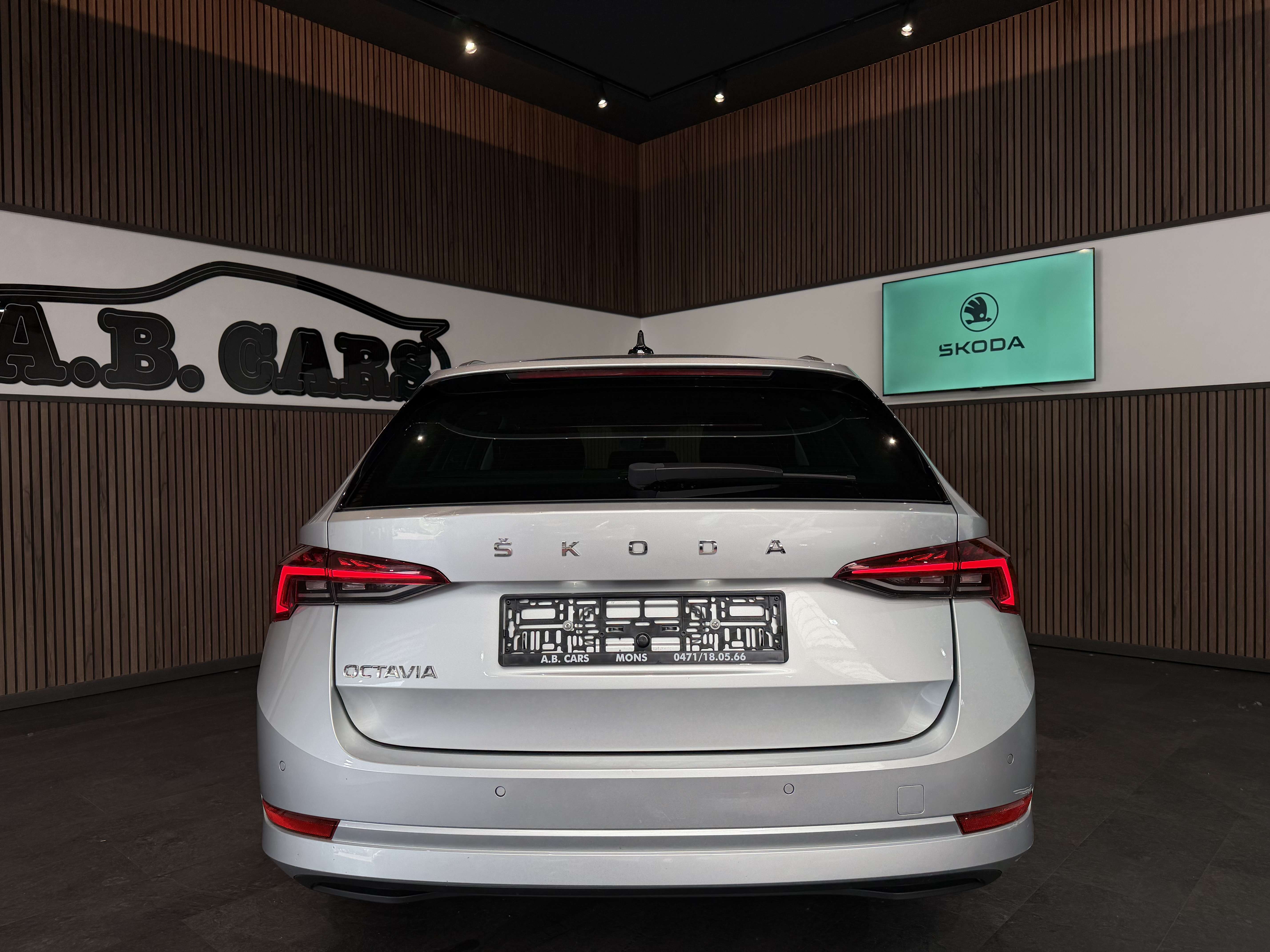 Skoda Octavia SW 2.0 TDi  - GARANTIE 12MOIS - 1ERPRO -