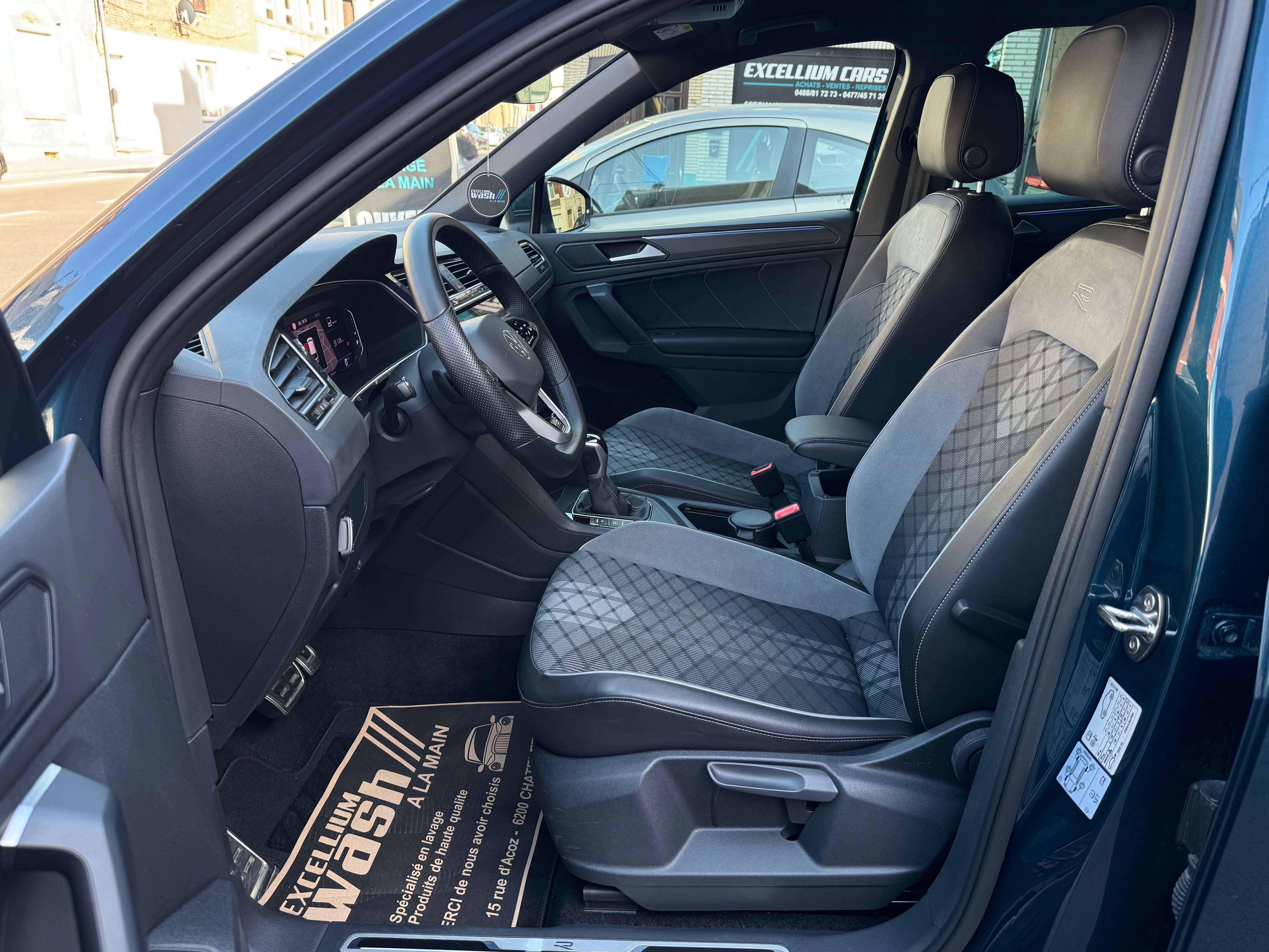 Volkswagen Tiguan 1.5 TSI R-line Boite Auto Feux Led Attache Remorque Camera Tres Propre Carnet Garantie