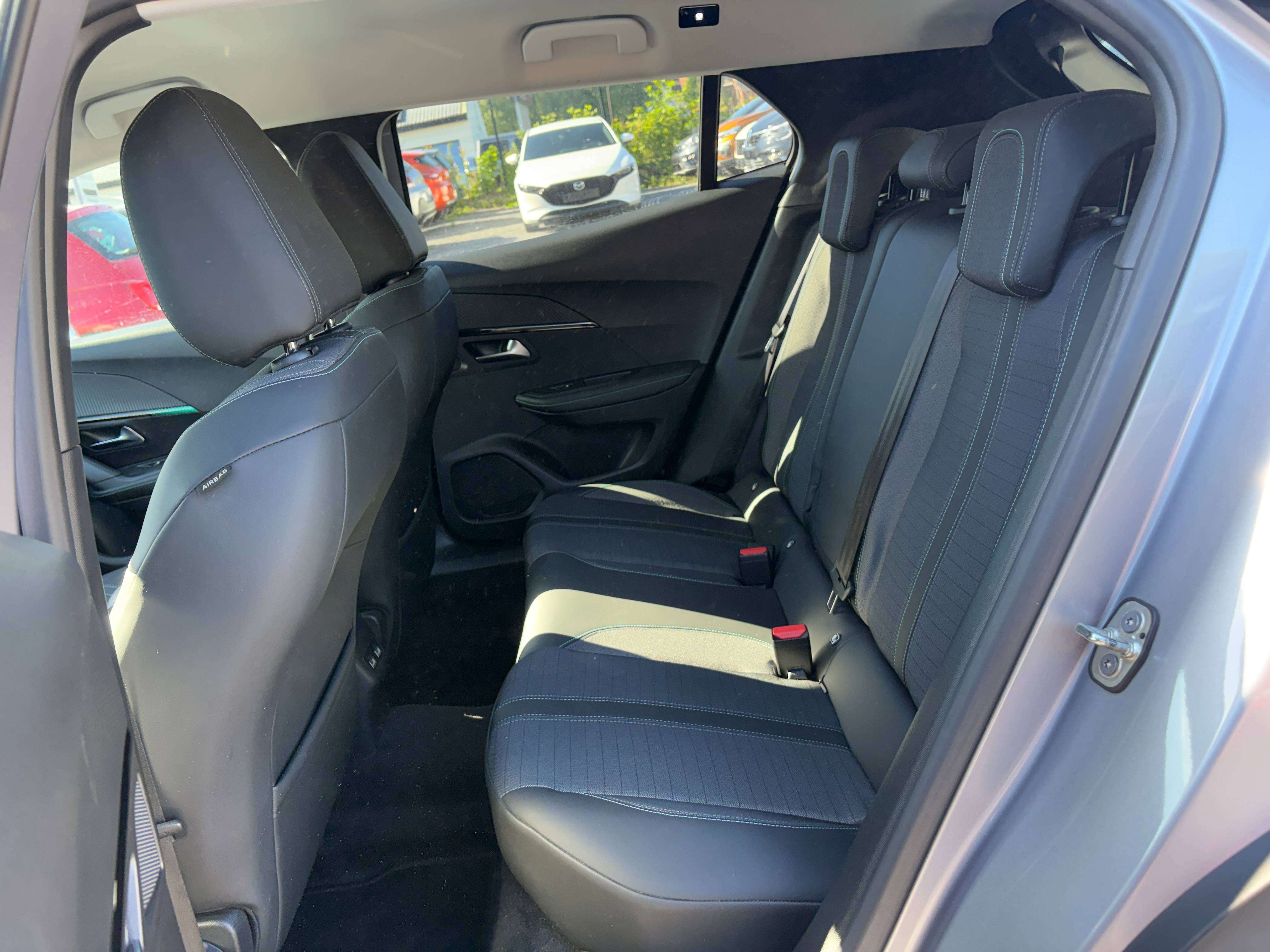 Peugeot 2008 1.2 Turbo Allure - EU6D - GARANTIE 1AN -