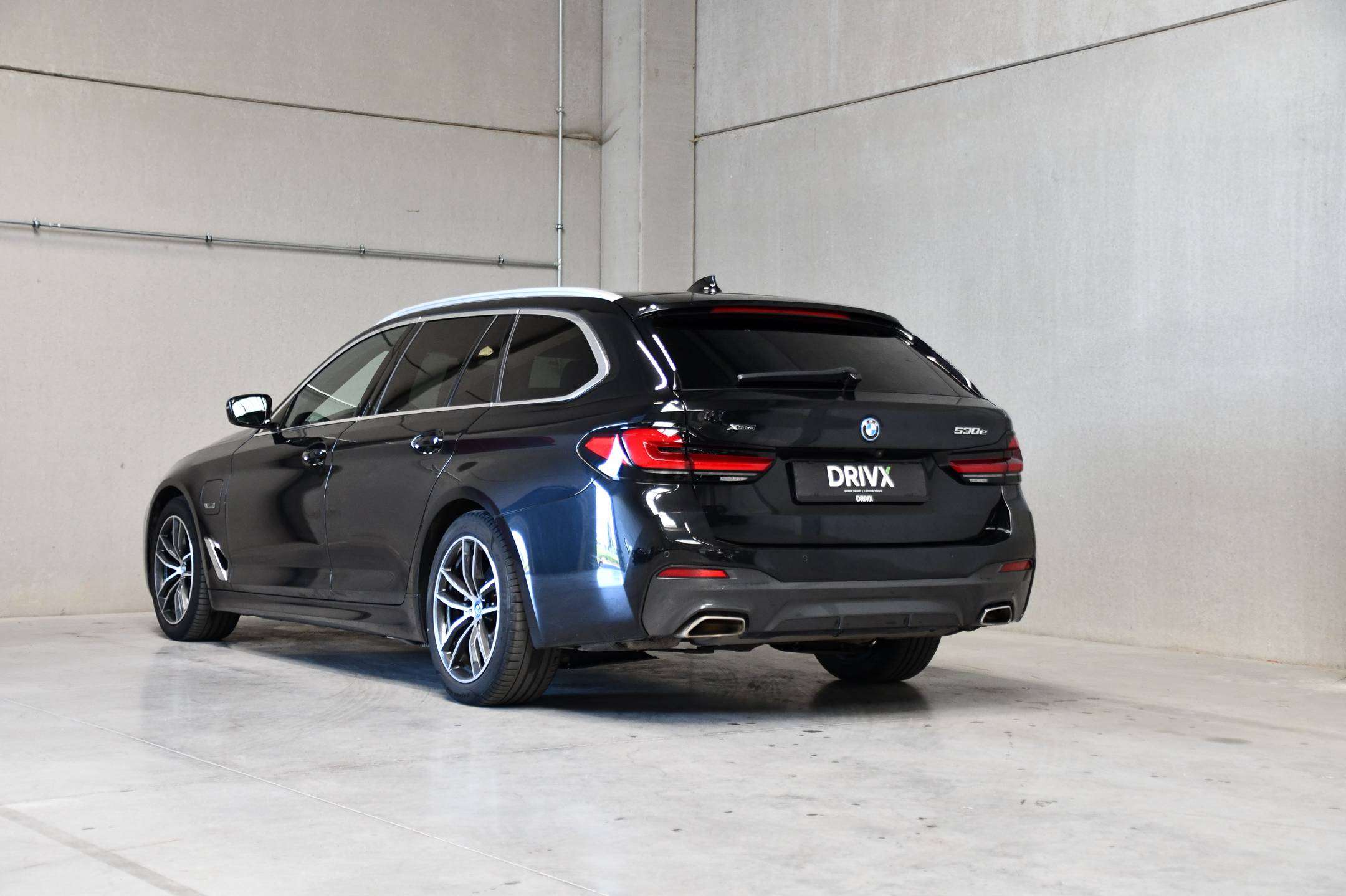 BMW 530 Touring X-Drive I PHEV I M-SPORT I Adaptief onderstel I Integral Active Steering I Laserlichten I Panodak