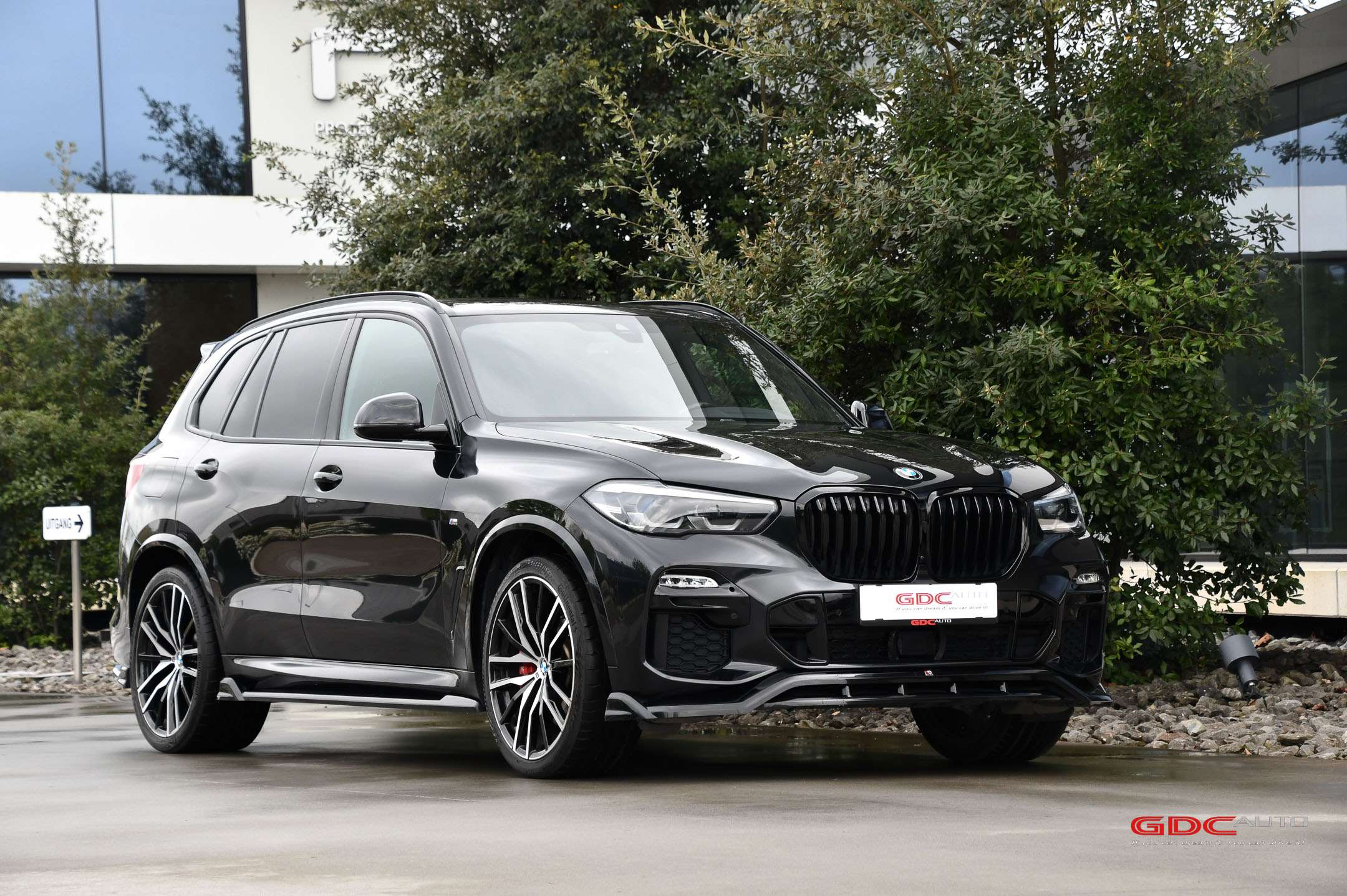 BMW X5 45e l  Maxton Design Pack l