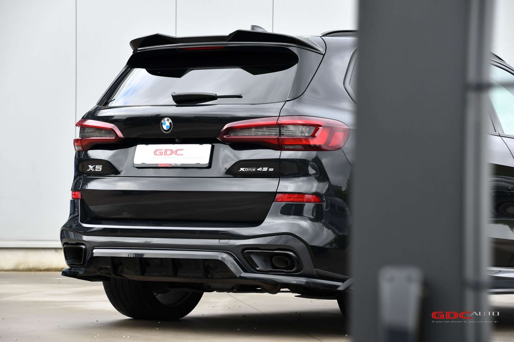 BMW X5 45e l  Maxton Design Pack l