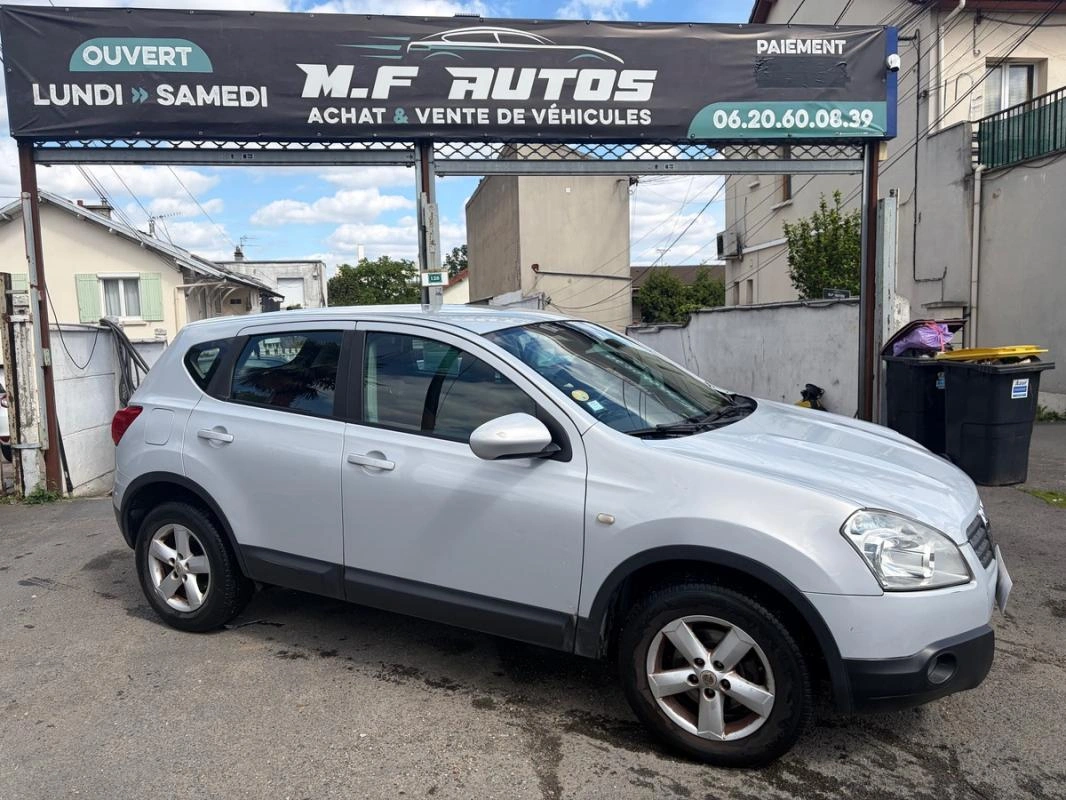 Nissan Qashqai 1.5 dCi 110Ch Visia BLUETOOTH RADARS RÉGULATEUR EMBRAYAGE NEUF PAYEMENT EN 3FOIS