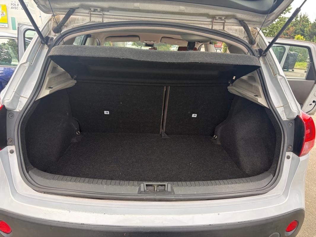 Nissan Qashqai 1.5 dCi 110Ch Visia BLUETOOTH RADARS RÉGULATEUR EMBRAYAGE NEUF PAYEMENT EN 3FOIS