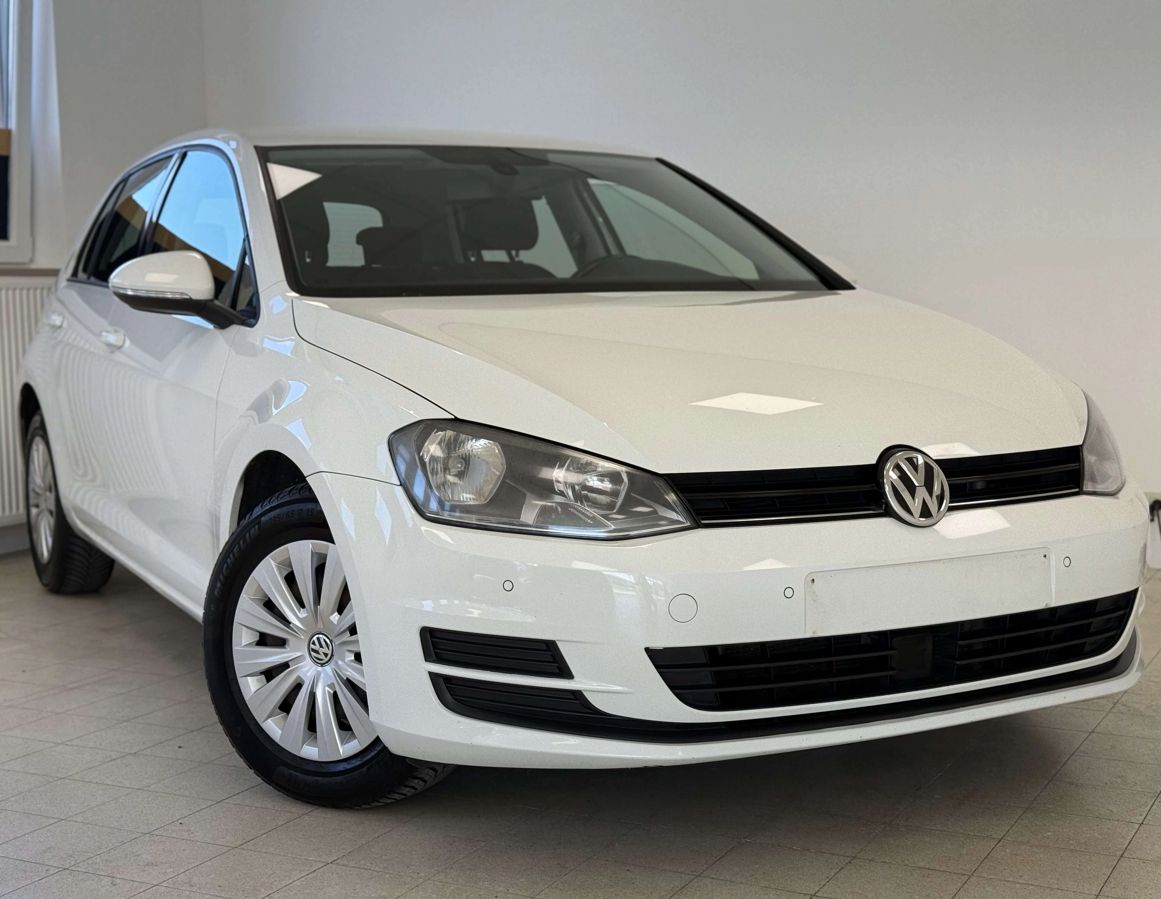 Volkswagen Golf 1.2 TSI BLUEMOTION CARNET D’ENTRETIEN 1ER PROPRIETAIRE