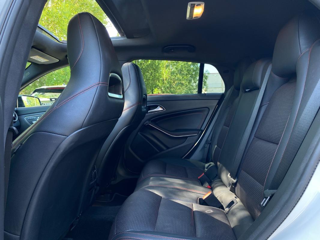 Mercedes-Benz Cla CLASSE 200 d 7G-DCT Fascination - PACK AMG 2019 143 000 km Garantie
