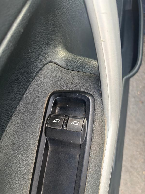 Ford Fiesta 1.4L TDCi 2012 Ambiante FACTURES D ENTRETIEN PAYEMENT EN 3 FOIS