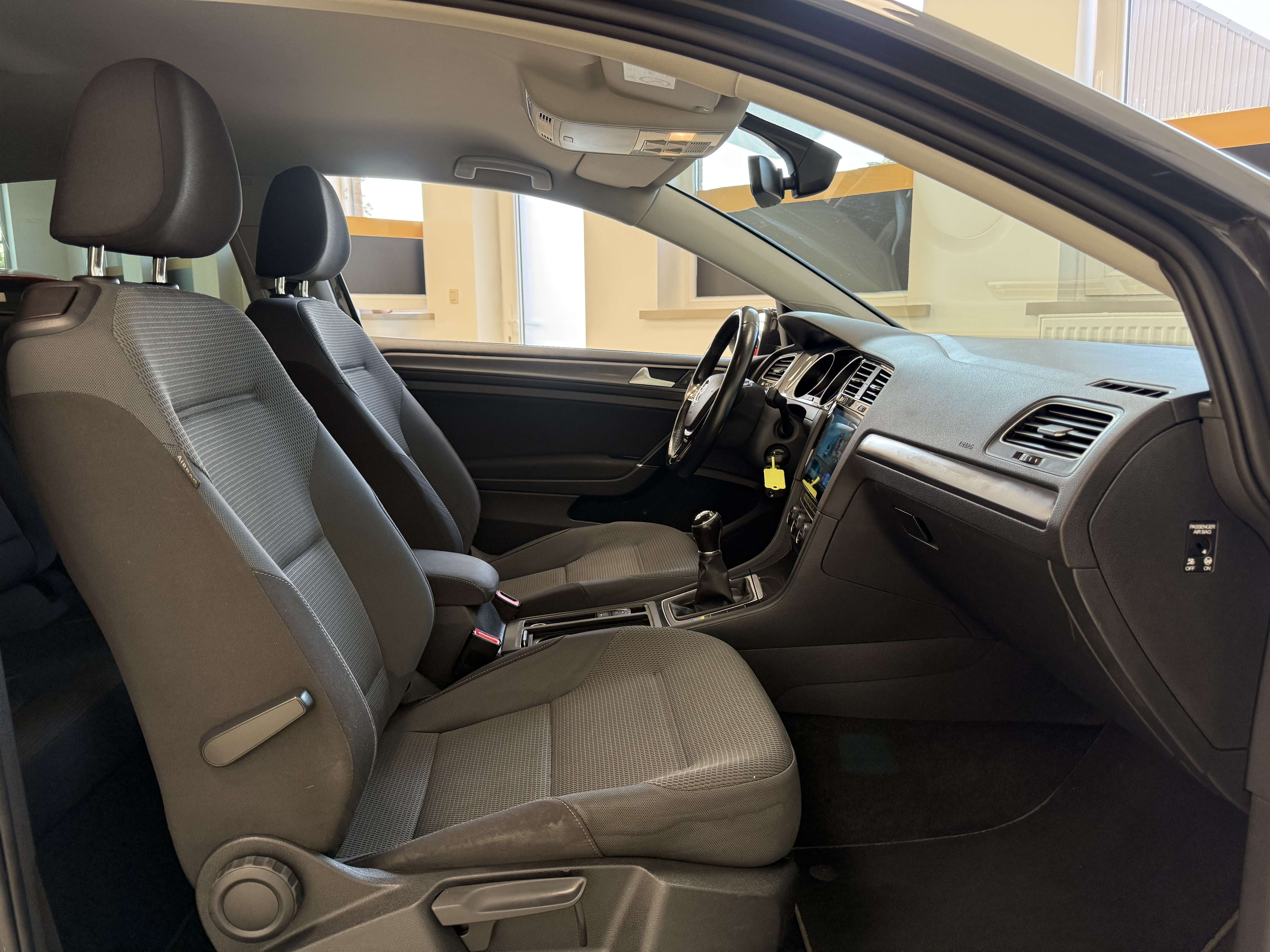 Volkswagen Golf 7.5 FACELIFT 1.0TSI CARNET D’ENTRETIEN 1ER PROPRIÉ