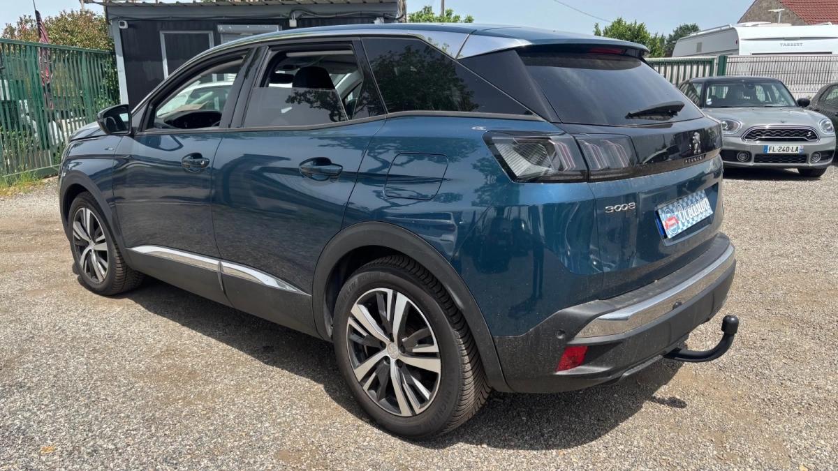 Peugeot 3008 GENERATION-II 1.6 180cv EAT8 HYBRID ALLURE PACK 13333 Hors Taxes