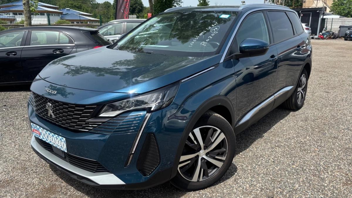 Peugeot 5008 GENERATION-II 1.5 BLUEHDI 130cv EAT ALLURE 14466 Hors Taxes 1ère main 7 PLACES