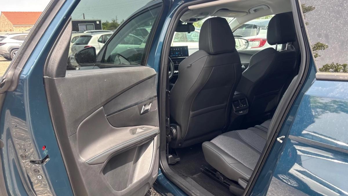 Peugeot 5008 GENERATION-II 1.5 BLUEHDI 130cv EAT ALLURE 14466 Hors Taxes 1ère main 7 PLACES