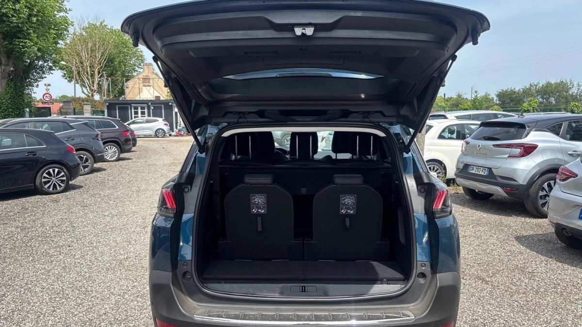 Peugeot 5008 GENERATION-II 1.5 BLUEHDI 130cv EAT ALLURE 14466 Hors Taxes 1ère main 7 PLACES