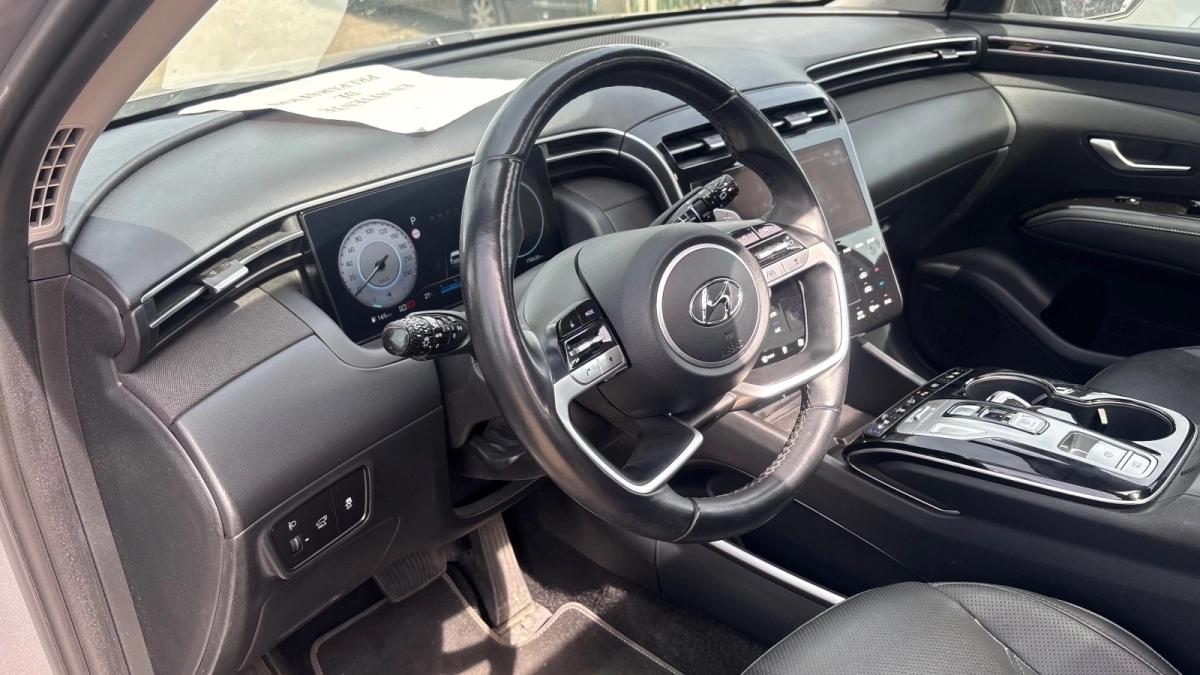 Hyundai Tucson 1.6 CRDI 135 MHEV EXECUTIVE 2WD DCT 17991 Hors Taxes 1 ère main