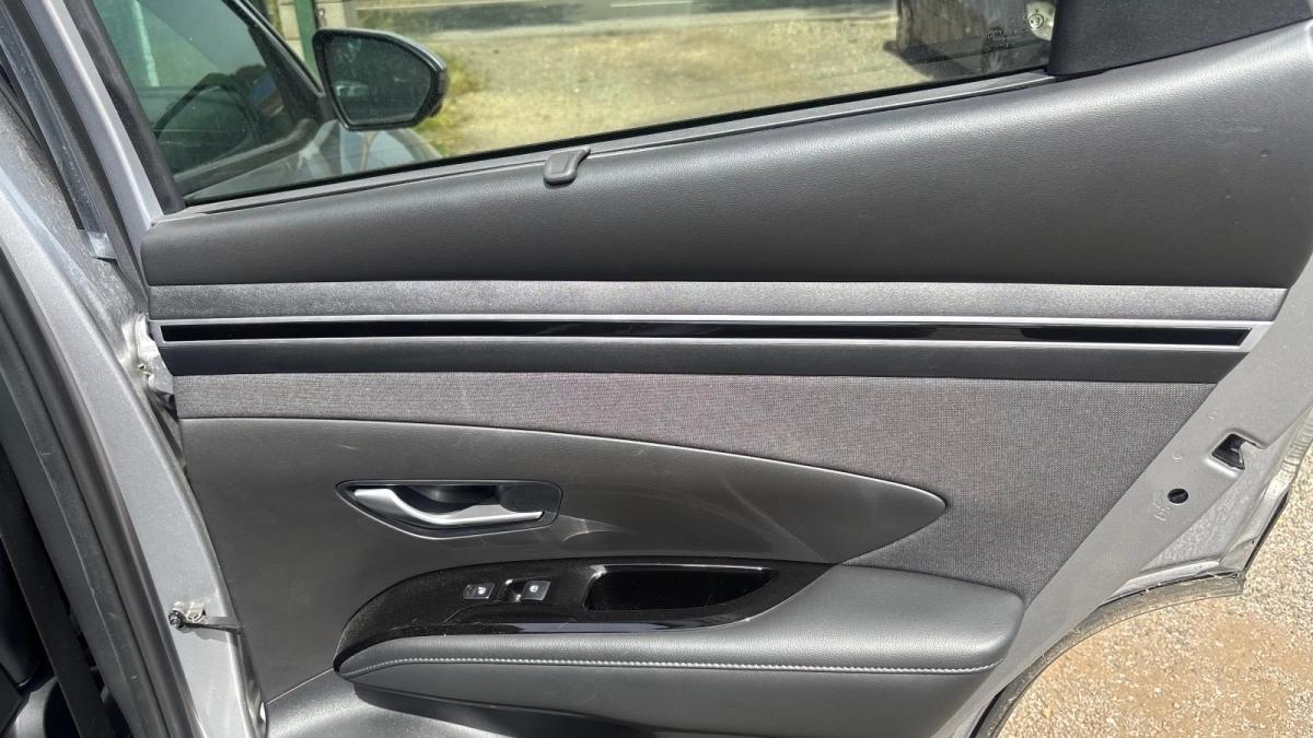 Hyundai Tucson 1.6 CRDI 135 MHEV EXECUTIVE 2WD DCT 17991 Hors Taxes 1 ère main