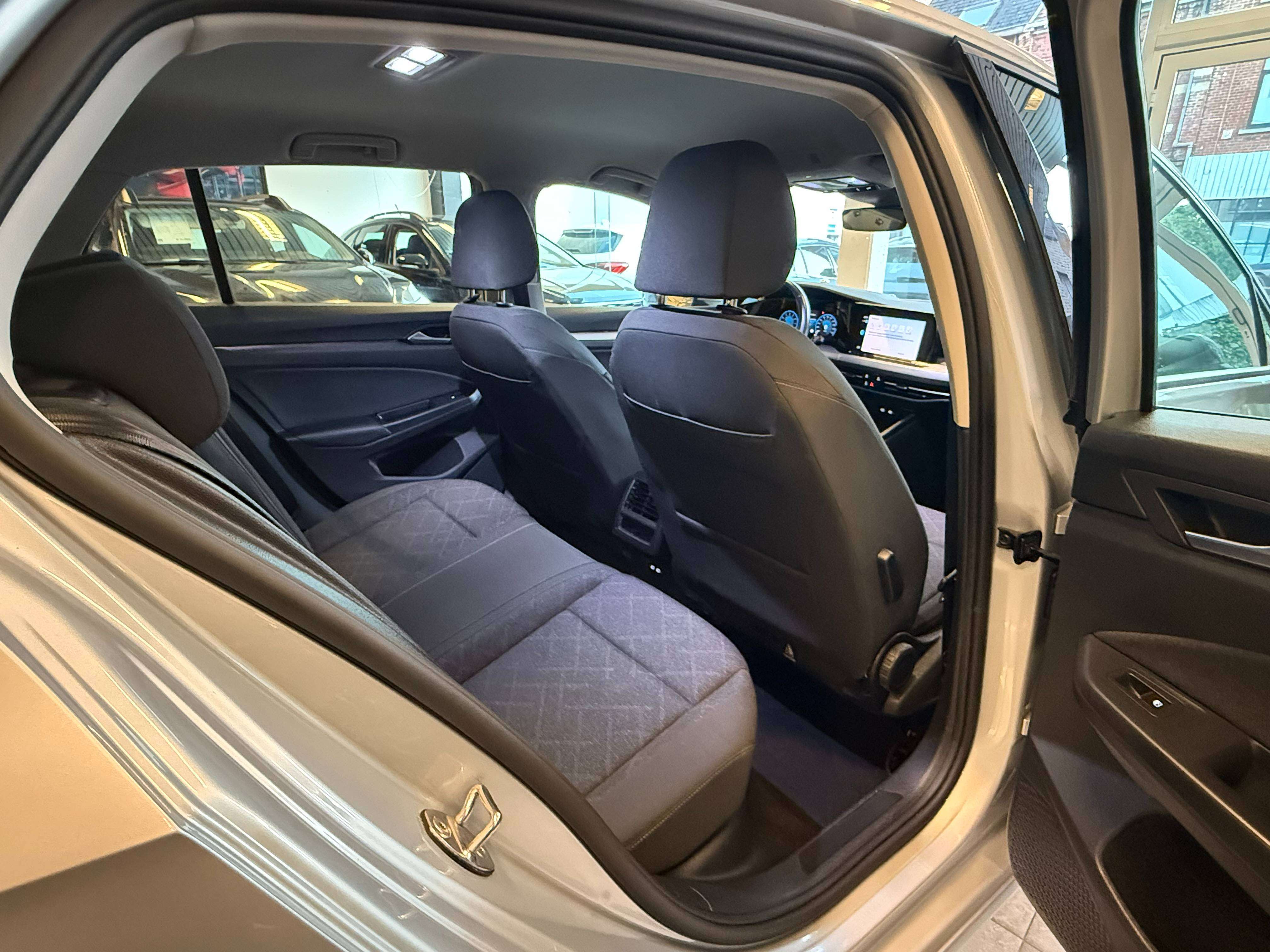Volkswagen Golf Golf 1.0 TSI Life Business OPF*camera*garantie 12mois