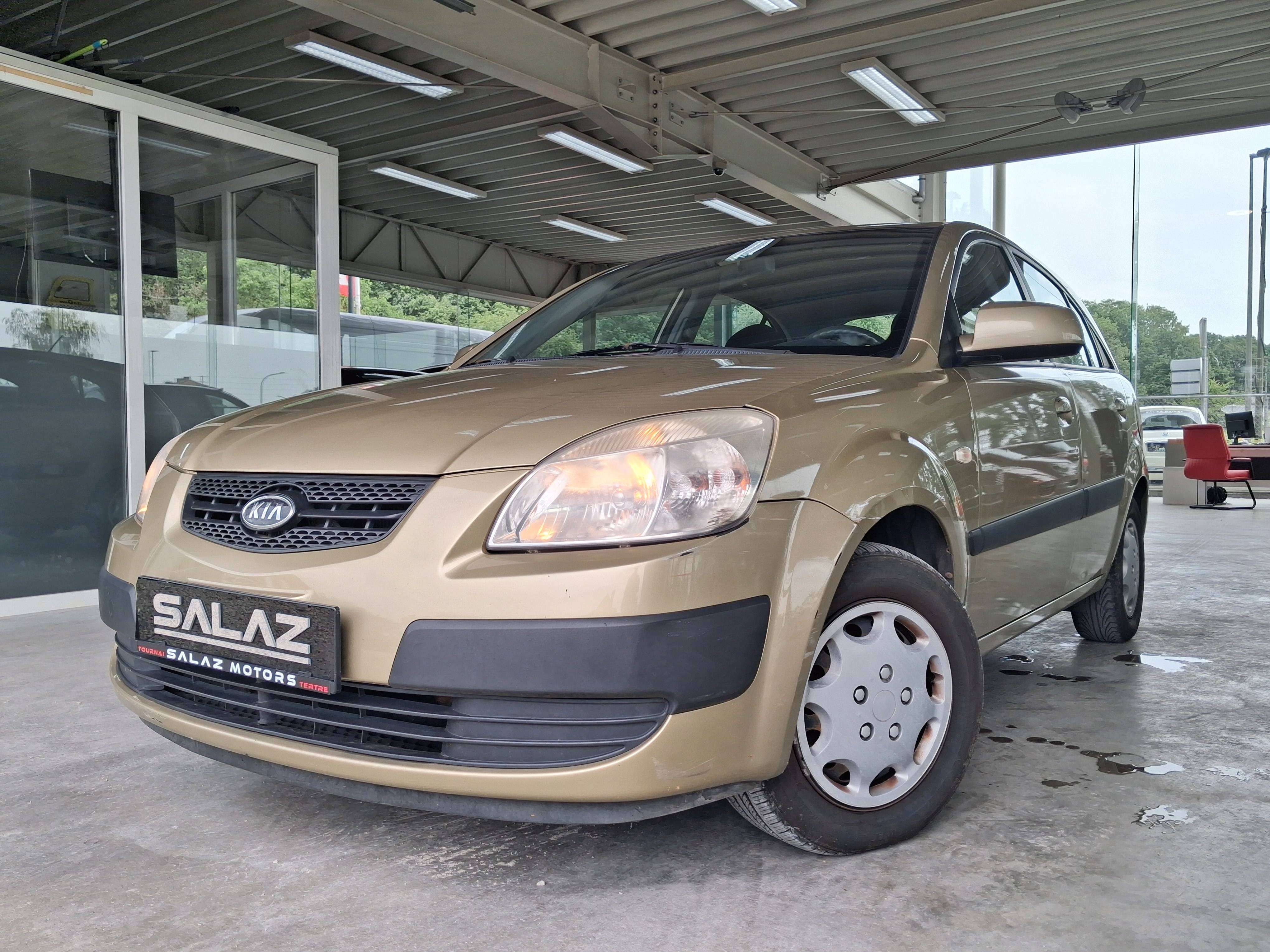 Kia Rio Rio 1.5 CRDi VGT EX/EXPORT/MARCHAND/NO CONTROL/NO GARANTIE