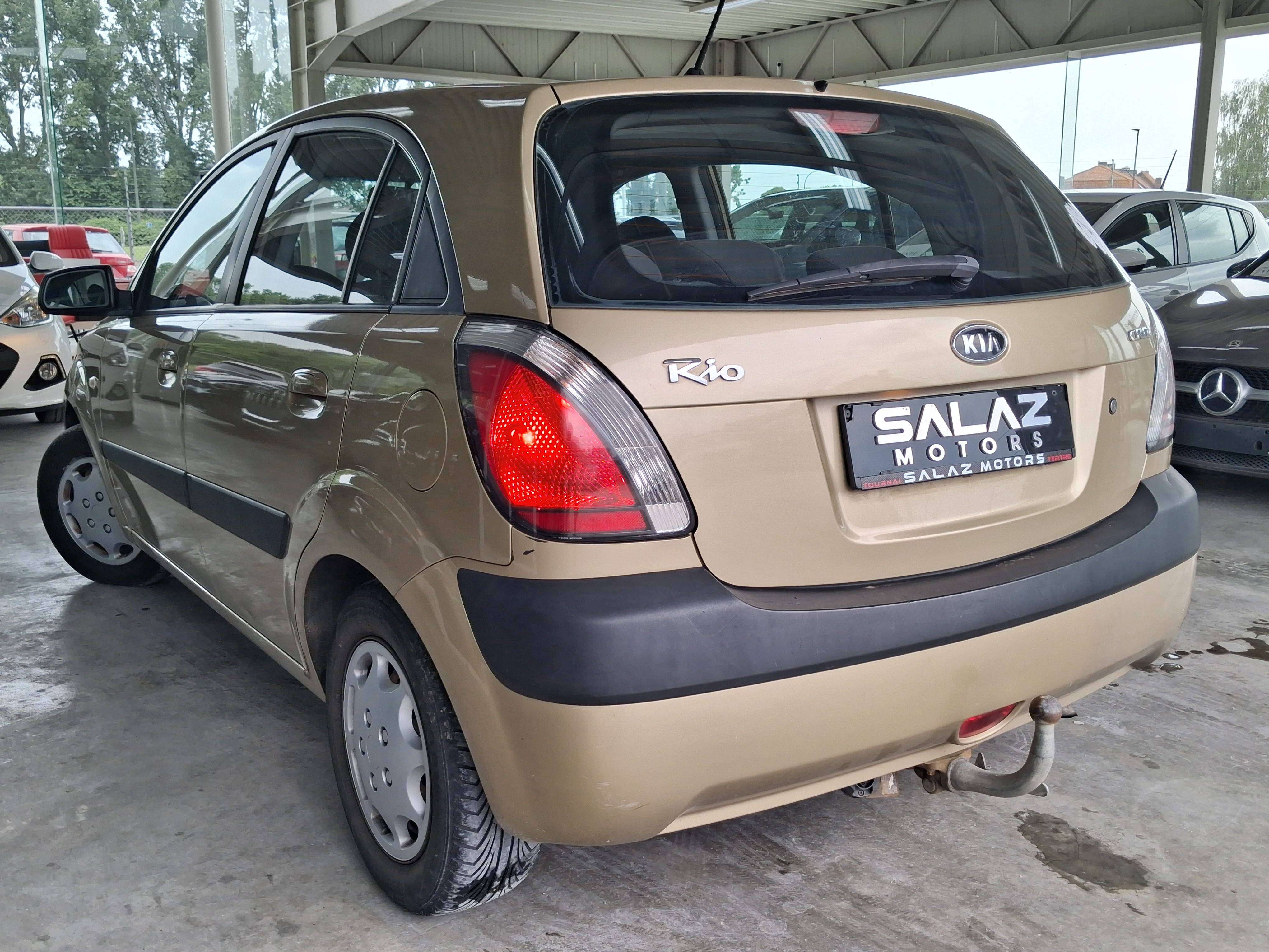 Kia Rio Rio 1.5 CRDi VGT EX/EXPORT/MARCHAND/NO CONTROL/NO GARANTIE