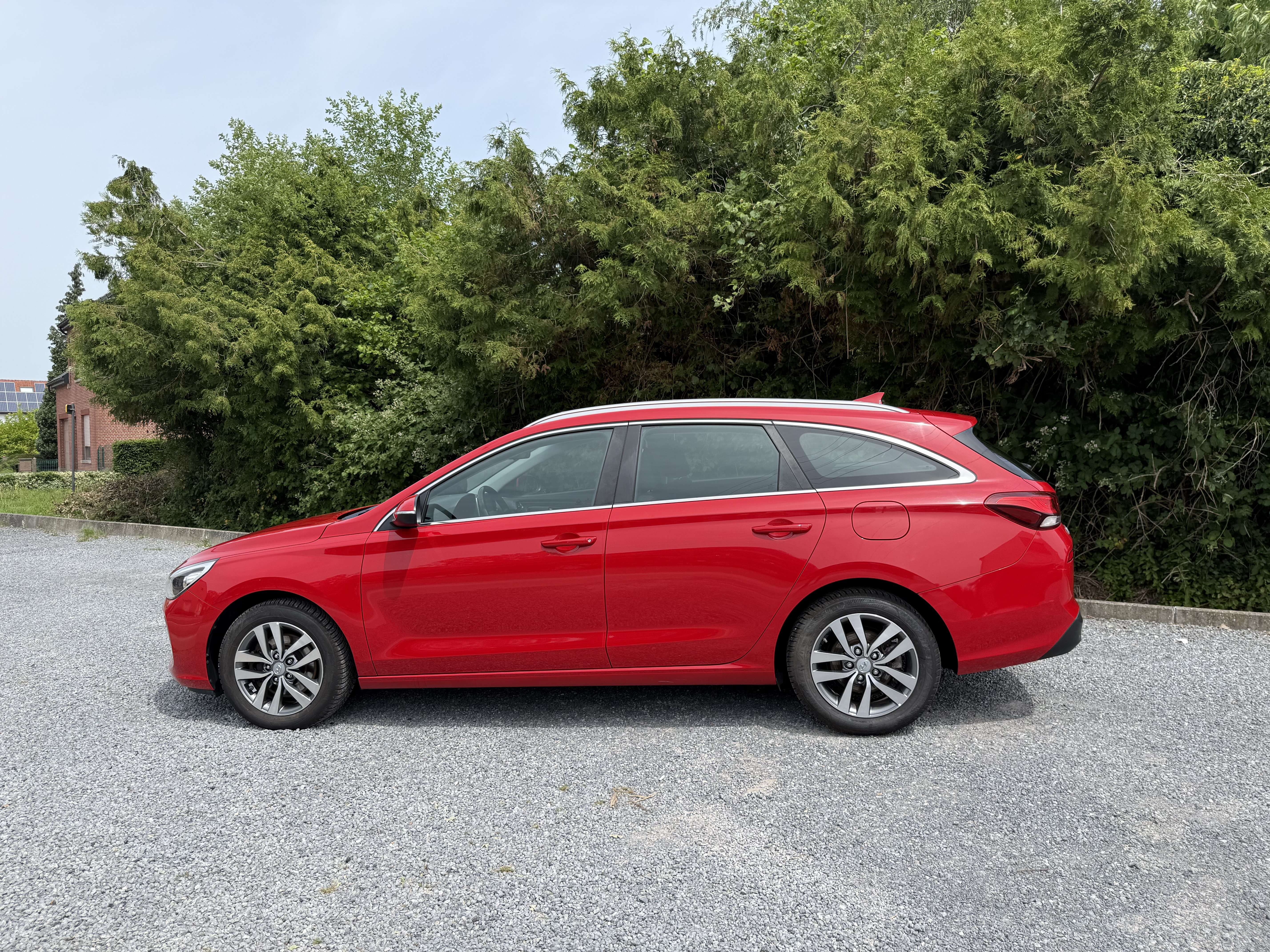 Hyundai i30 SW 1.6 CRDi * GPS * CAMERA * EURO 6